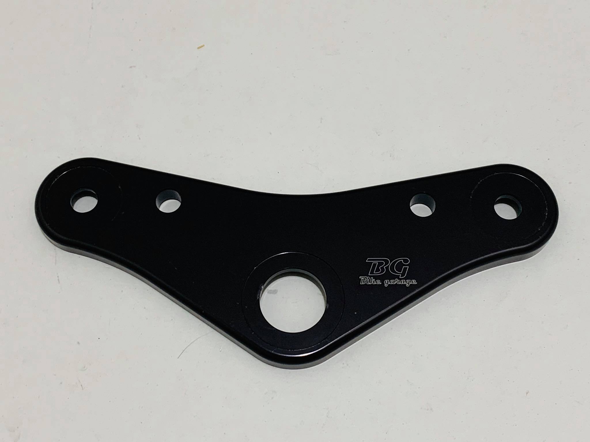 แผงคอบน มังกี้ Monkey สีดำ