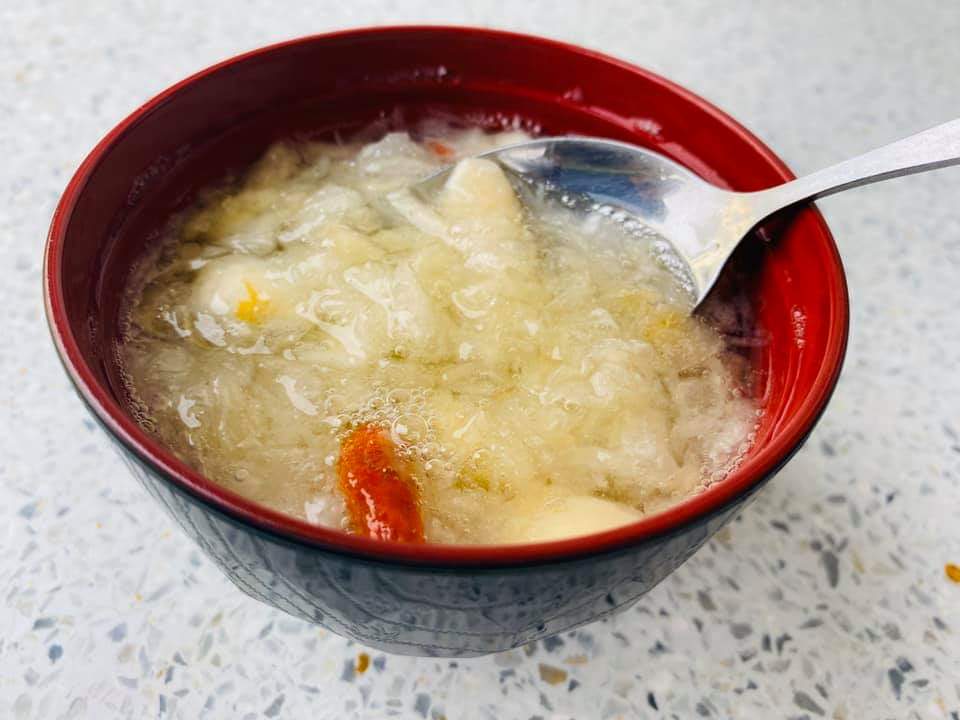 ซุปเห็ดหูหนูขาว tremella soup บำรุงสุขภาพ