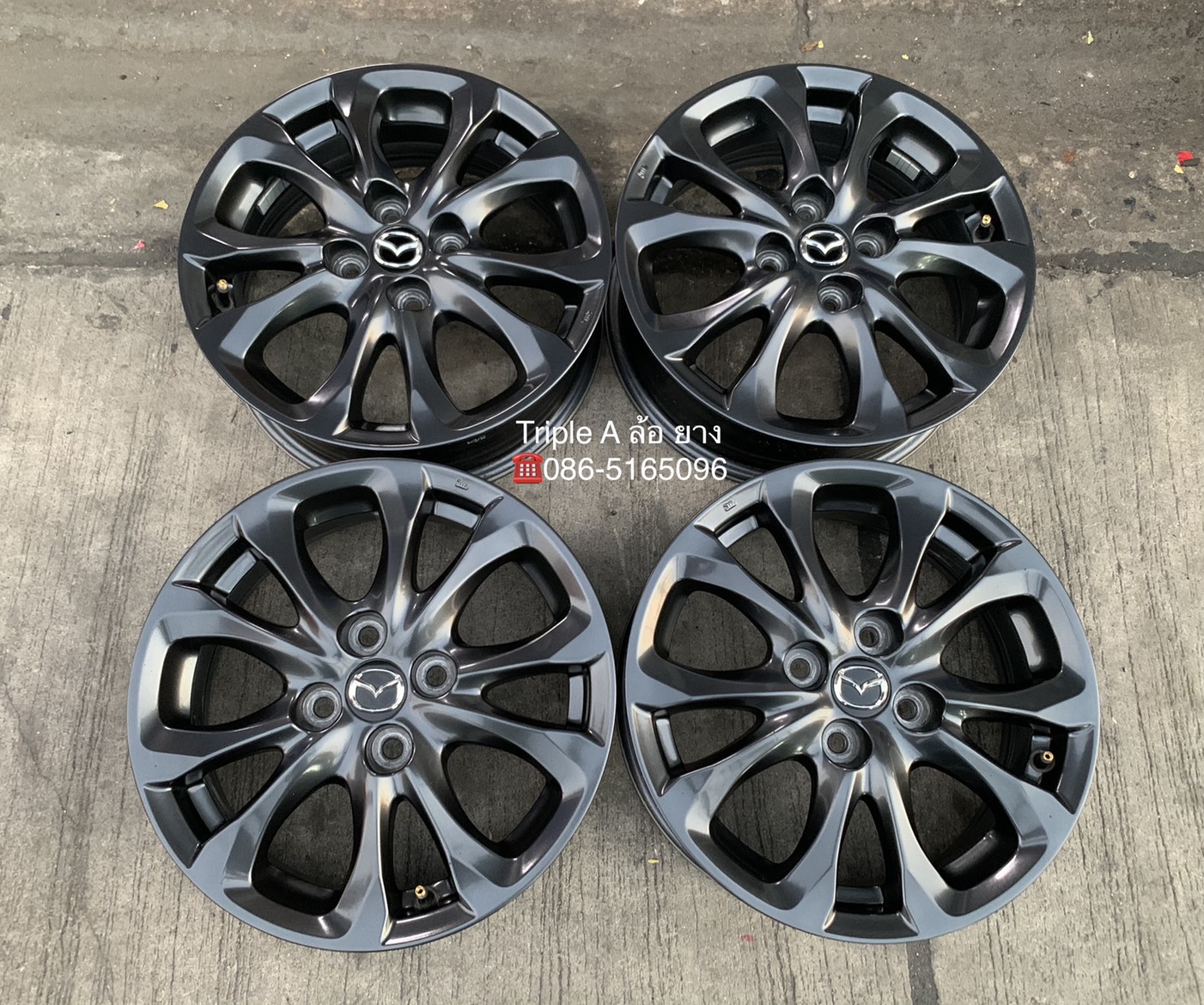 ล้อแม็ก Mazda 2 Skyactiv ขอบ 15 สีดำ มิดไนท์ สภาพสวย