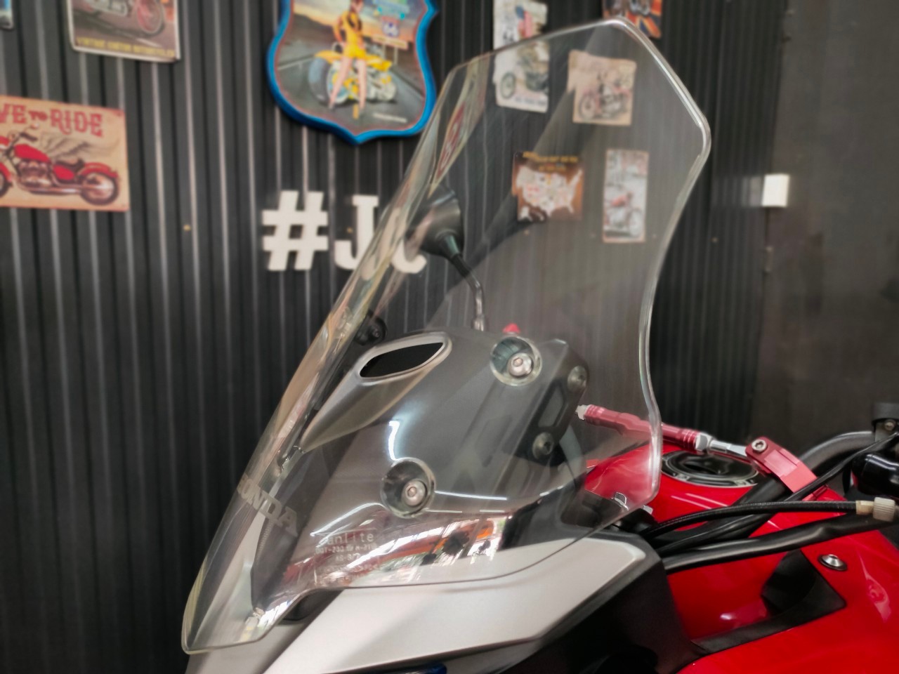 ⭐ 20% จ่ายจบ ⭕ บาท⁉️ ก็ว้าวุ่นกันเลยทีนี้...กับเจ้า HONDA CB500X "รถสวยมือเดียว" ปลายปี 2016 แท้