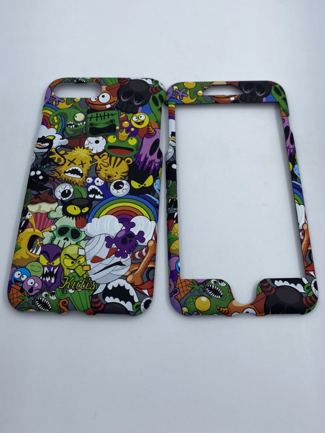 เคสคูทิส(Kutis)เคสไอโฟน7พลัส,8พลัส(ลายรวมมอนส์เตอร์)มาใหม่ เคสประกบหน้า-หลัง เคสเรืองแสง เคสลายวินเทจ ร้านSuperhero Klongthom