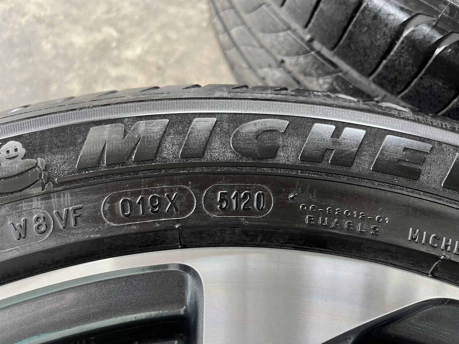 ✨ล้อแม็กพร้อมยาง✨Toyota Corolla Cross ขอบ 18 เทาหน้าเงา💖สภาพสวย💖