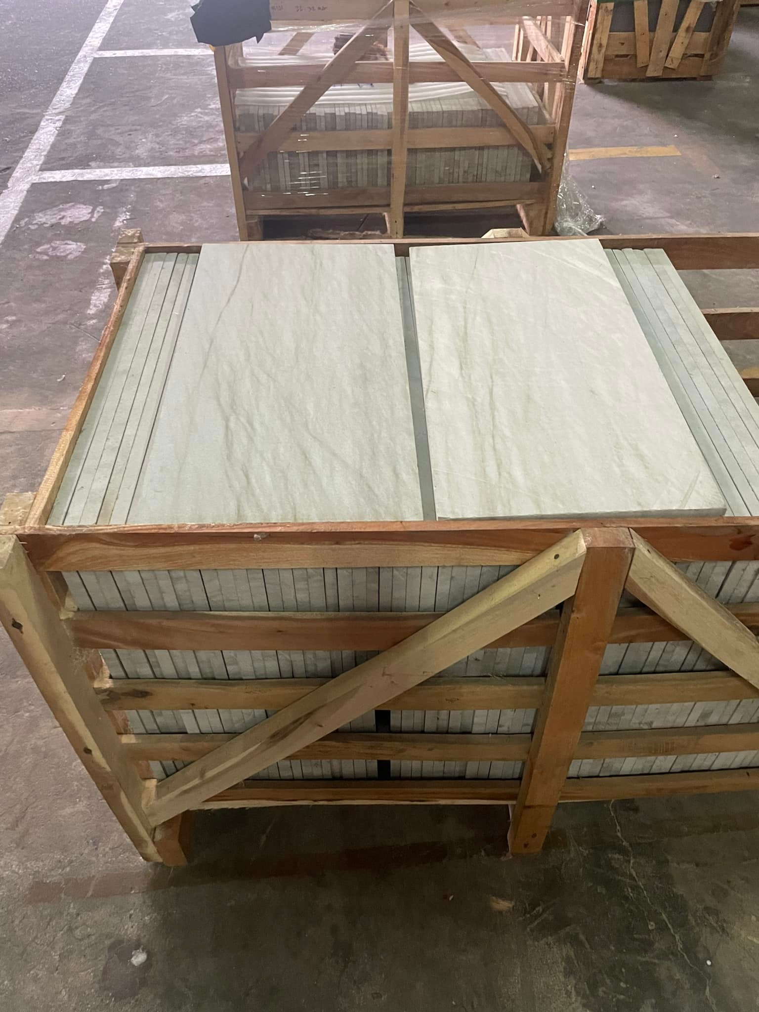 หินธรรมชาติสีสวย Ocean Wave 3060 จัดส่งลูกค้าอ่าวนาง กระบี่