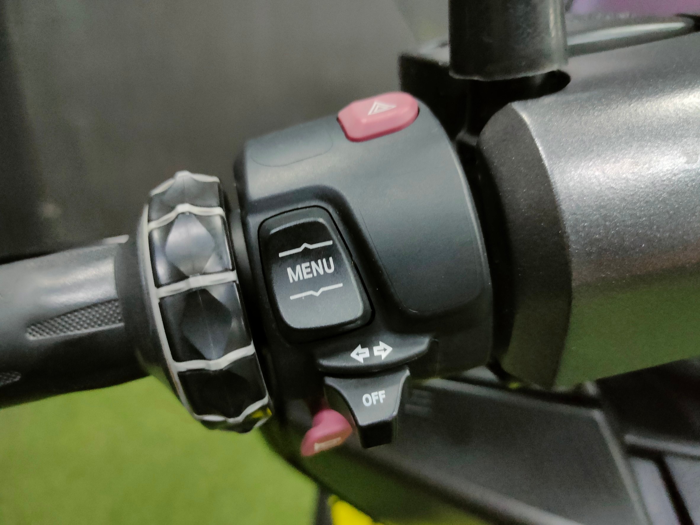 สกู๊ตเตอร์หรูเกรดพรีเมียม BMW C400GT รถปลายปี19 🤩 Warp ลาย Performance+Service เรียบร้อย 👍