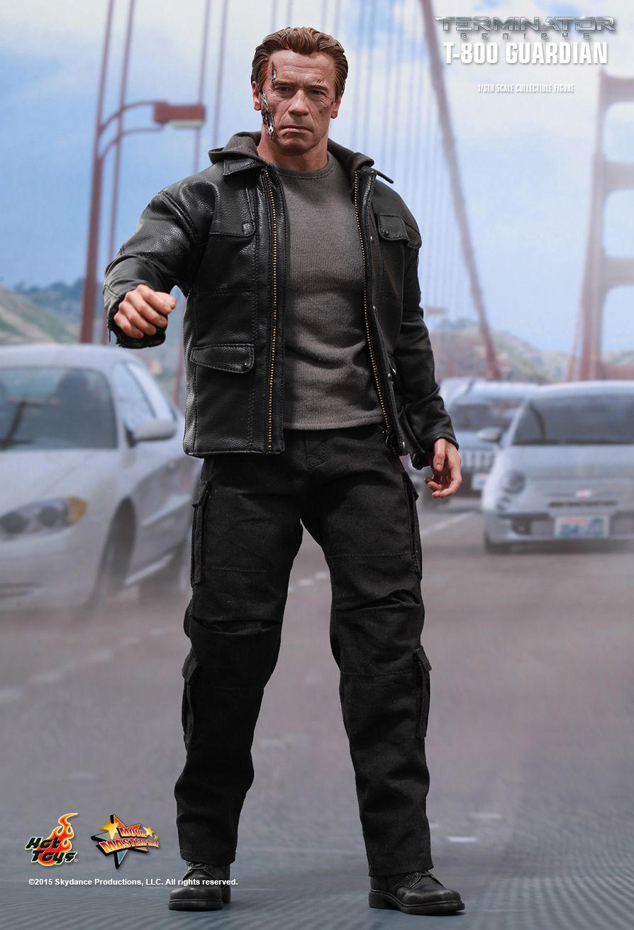Hot Toys MMS307 TERMINATOR GENISYS - T-800 GUARDIAN