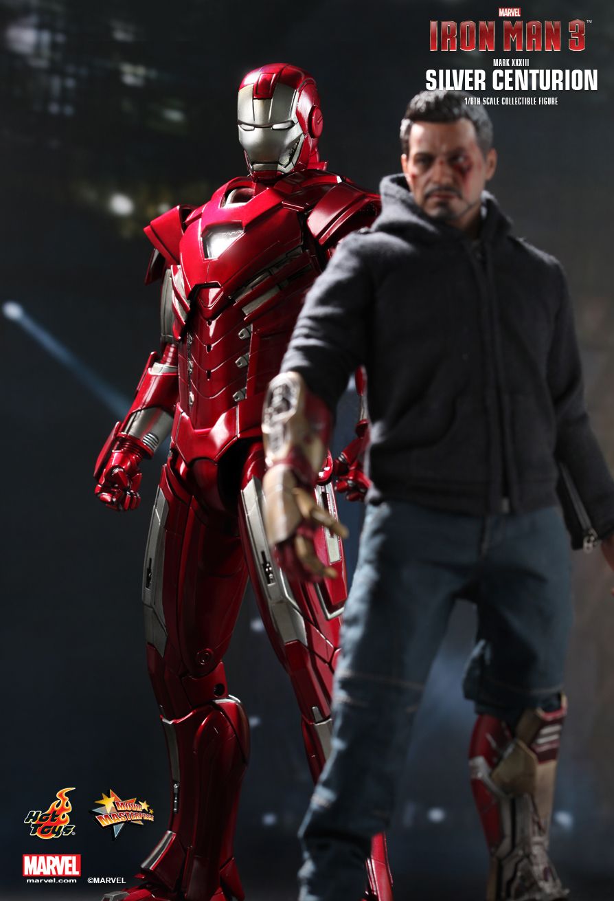 Hot Toys MMS213 IRON MAN 3 - SILVER CENTURION (MARK XXXIII)