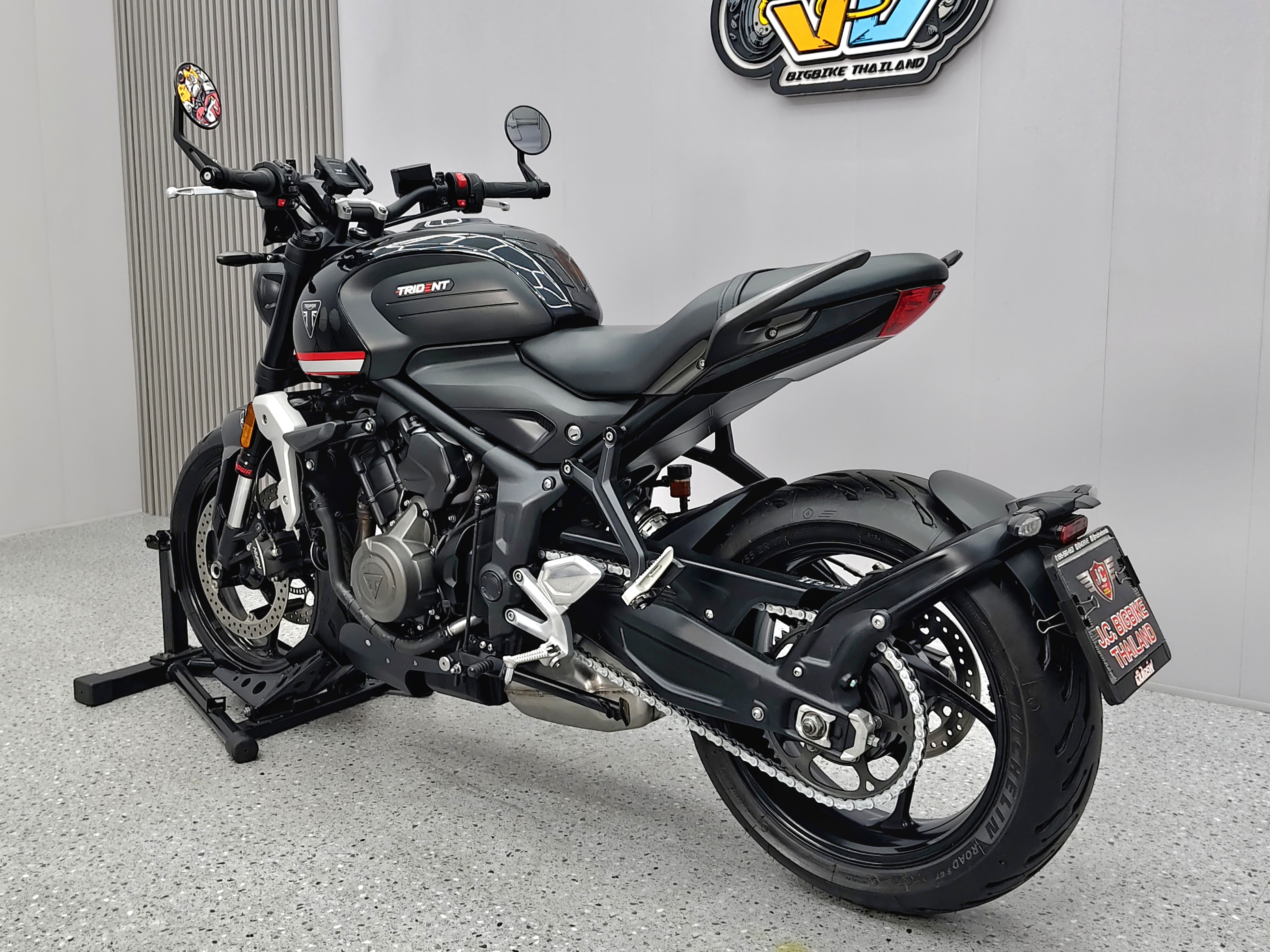 ขี่ดีคล่องตัว TRIUMPH TRIDENT660 ปี 2021 รถสวยวิ่งน้อยโปรโมชั่นโดนๆ