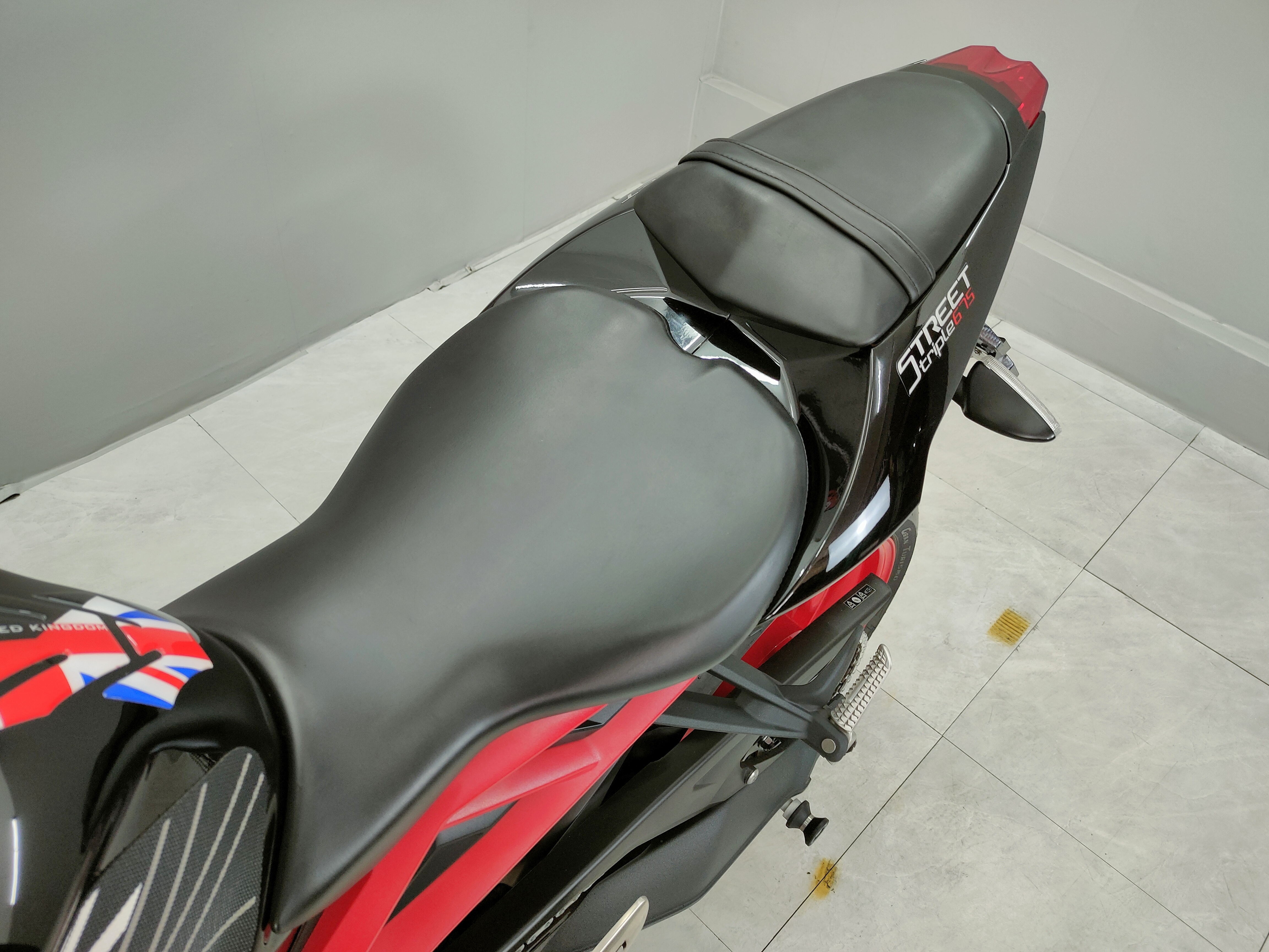 ❌️ ร้าน นี้ ไม่ กรอ ไมล์ ❌ TRIUMPH STREET TRIPLE 675RX จดปี 2019 โมเดล16 3พันโลแท้...สเปคแบบนี้หาไม่มีแว้ว 😬พร้อมโปรโมชั่นโดนๆ