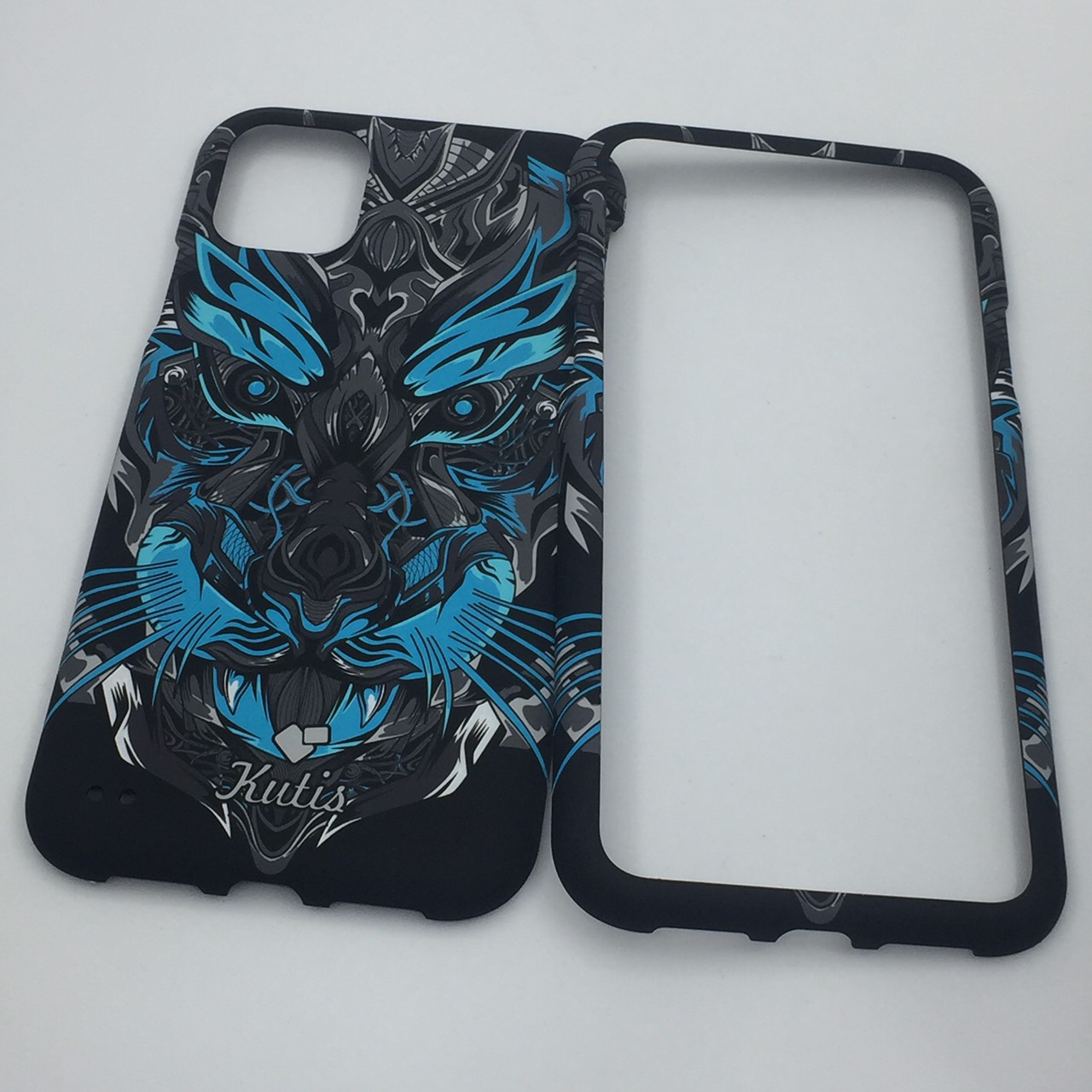 เคสคูทิส(Kutis)เคสไอโฟน11G(ลายหน้าเสือNew)มาใหม่ เคสประกบหน้า-หลัง เคสเรืองแสง เคสลายวินเทจ ร้านSuperhero Klongthom