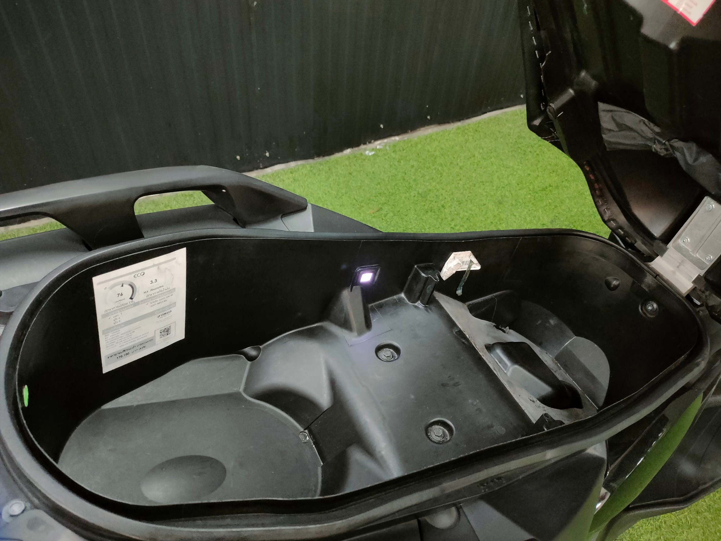 Xmax ดิว่ะ⁉️ ผลิตปี 20 แท้ ✨โลโก้ทอง✨ รถมือเดียว เดิมสนิททั้งคัน