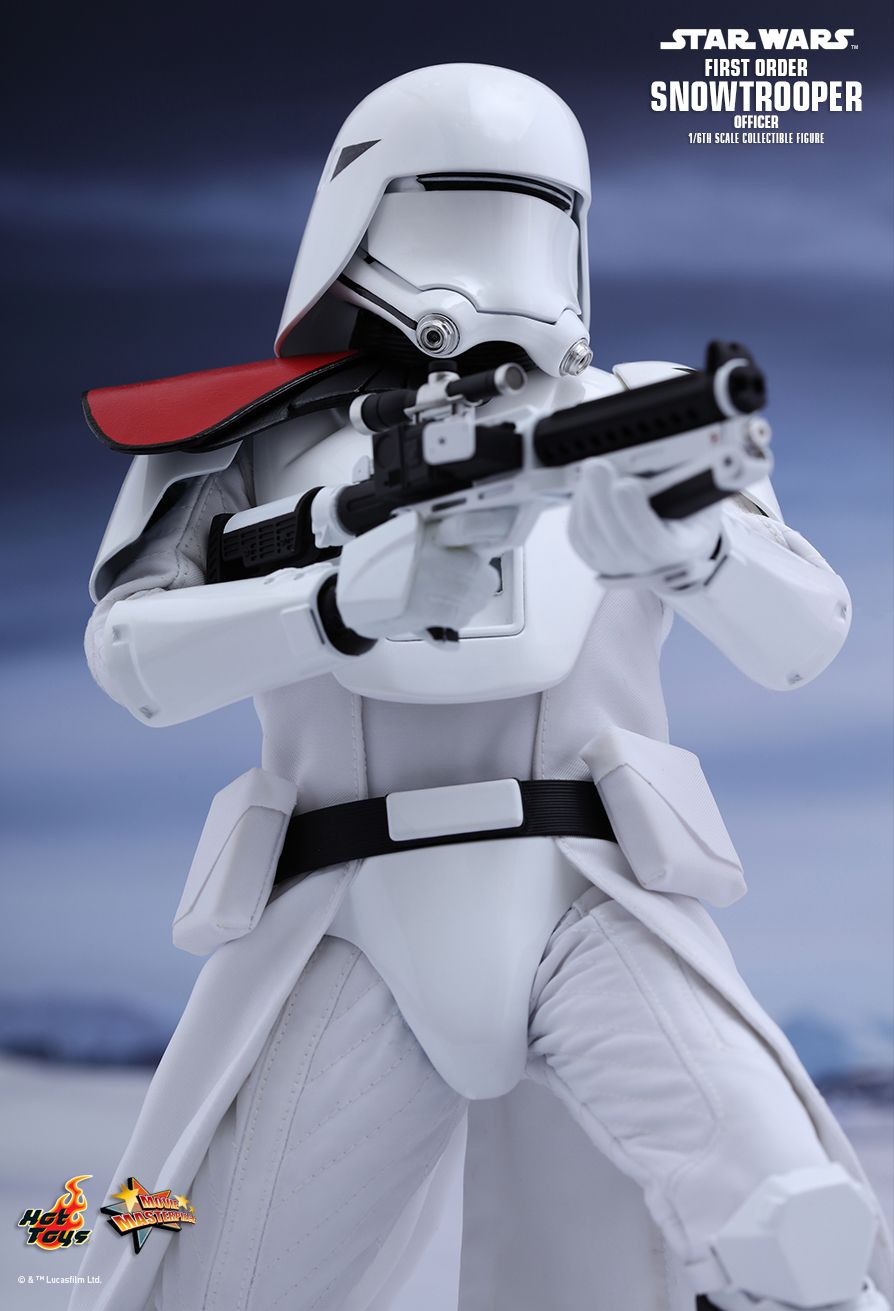 Hot Toys MMS322 SW: THE FORCE AWAKENS - SNOWTROOPER OFFICER