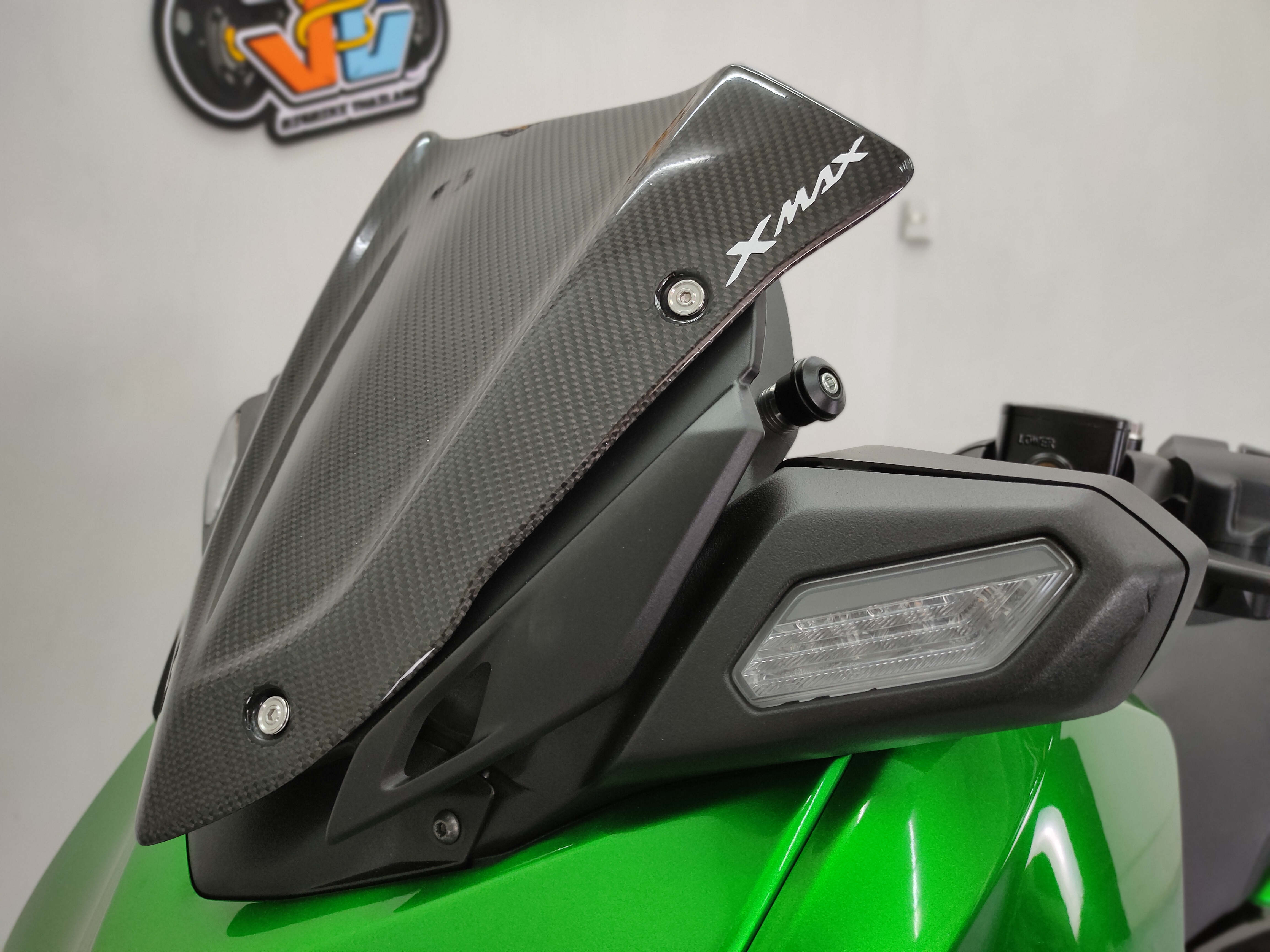 💸 เขียวเหนี่ยวทรัพย์ 💸 All New XMAX300 จดปลายปี2023 ไมล์แท้ 1️⃣พันโล "จัดทรงพร้อมร่อน"