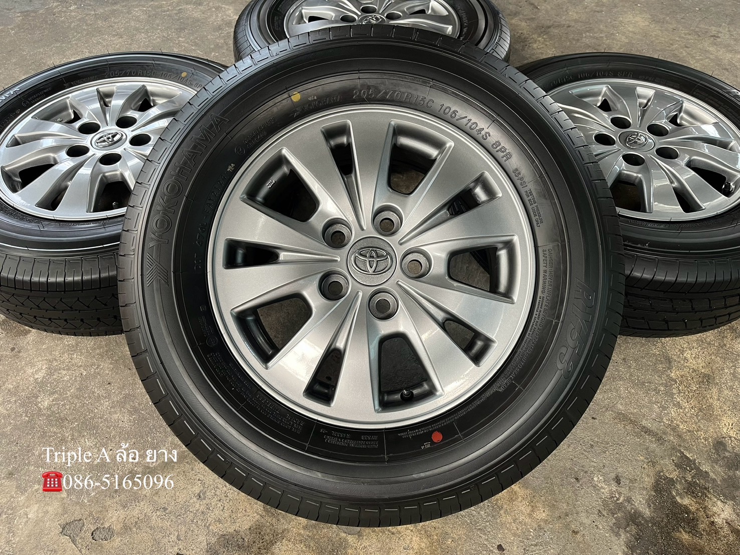 ✨ล้อแม็ก 5รู114✨Toyota INNOVA ขอบ 15 สีไฮเปอร์ พร้อมยางป้ายแดง 205-70-15 Yokohama♨️ปี 24♨️