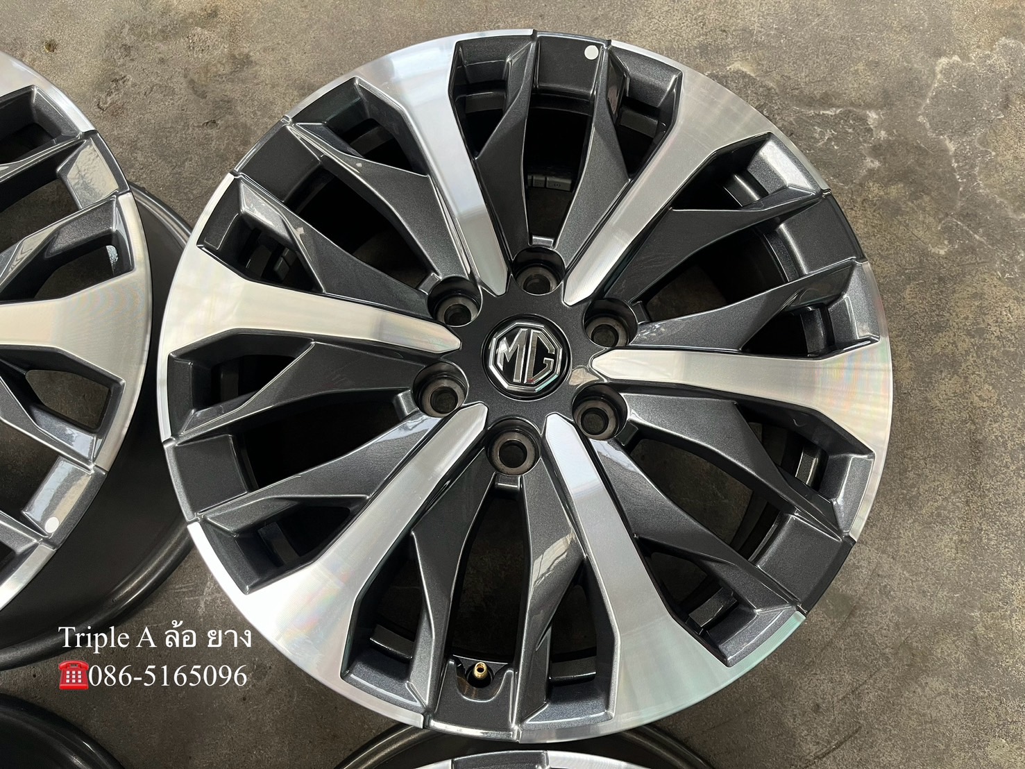 ✨ล้อแม็กป้ายแดง✨6รู130 MG Extender รุ่นใหม่ ขอบ 18 เทาหน้าเงา💖สวยกริ๊บ💖