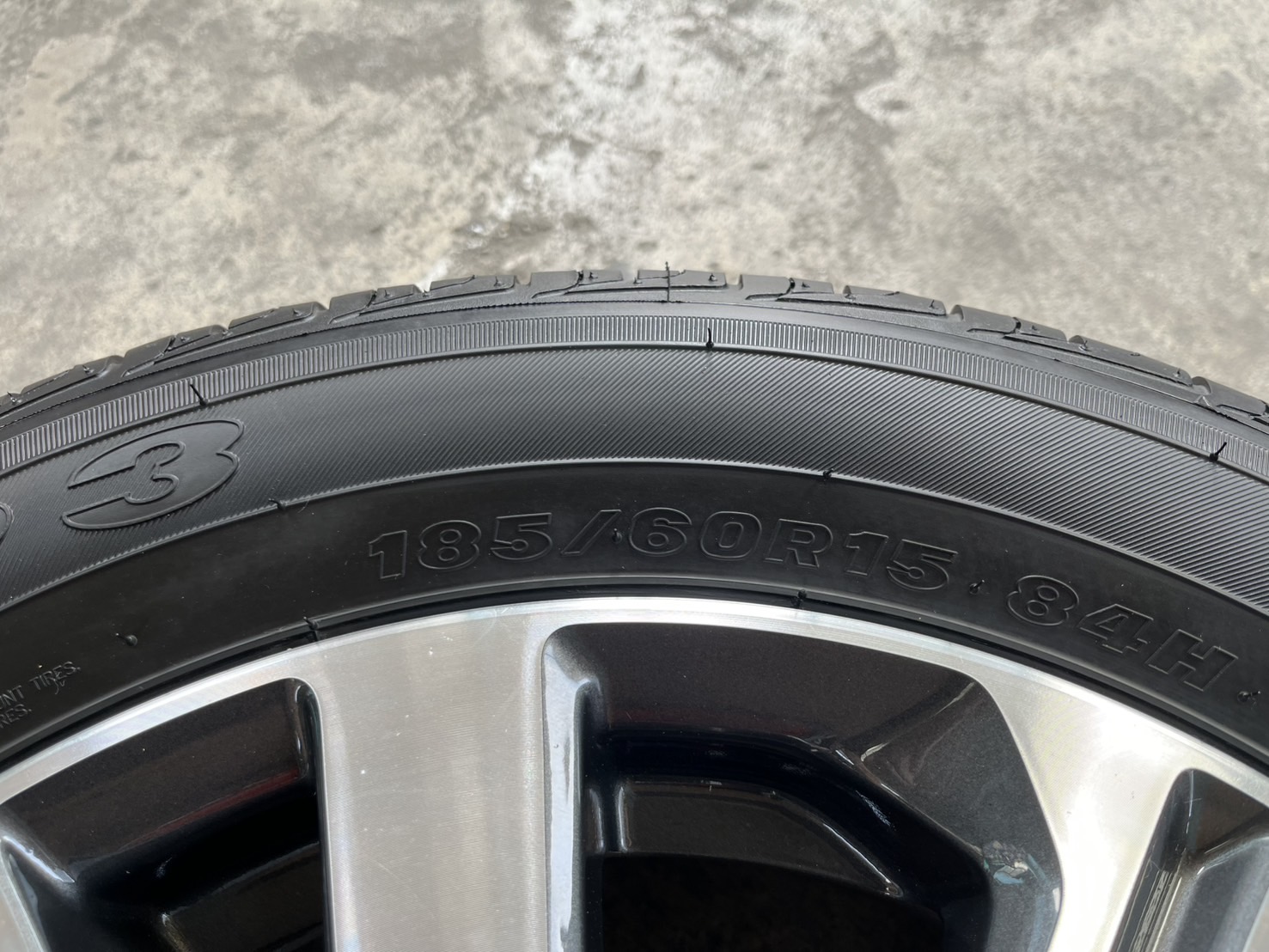 ✨ล้อแม็ก✨Honda City ตัวท็อป ขอบ 15 เทาหน้าเงา พร้อมยางใหม่ป้ายแดง 185-60-15 Maxxis💥ปี 25💥