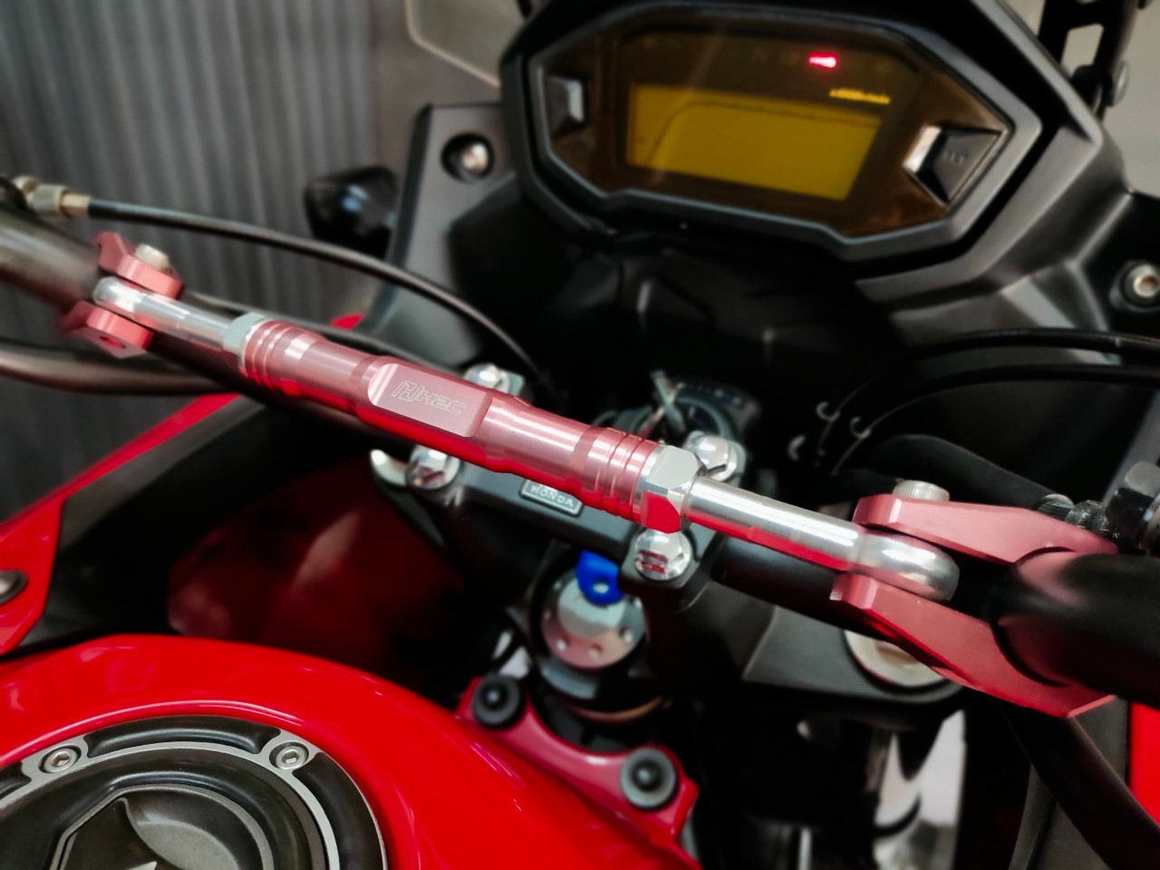 ⭐ 20% จ่ายจบ ⭕ บาท⁉️ ก็ว้าวุ่นกันเลยทีนี้...กับเจ้า HONDA CB500X "รถสวยมือเดียว" ปลายปี 2016 แท้