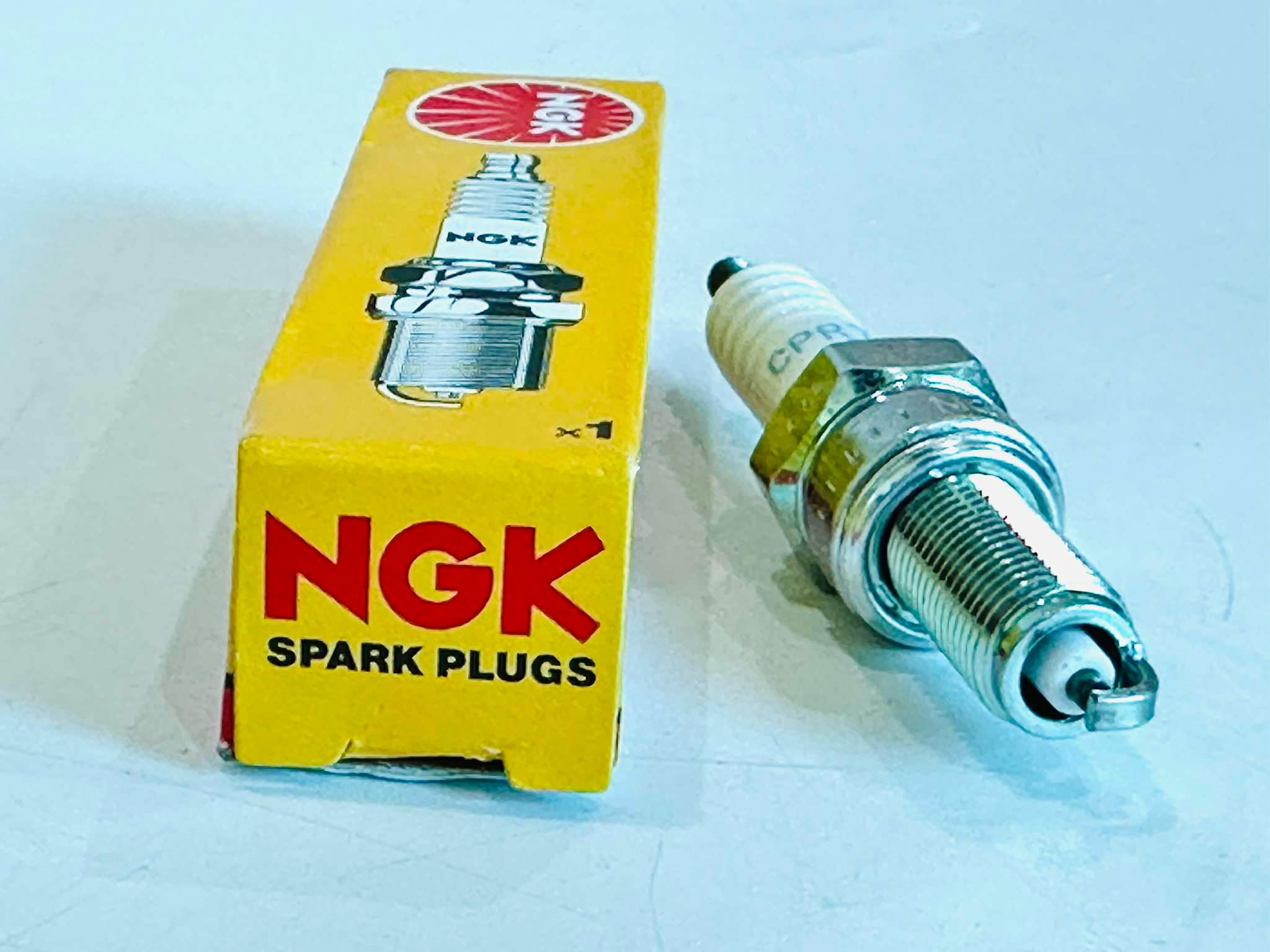 หัวเทียนดรีม 125 เวฟ125 dream125 คลิก150 i wave125 click 150 i CPR7EA-9S NGKแท้ B31