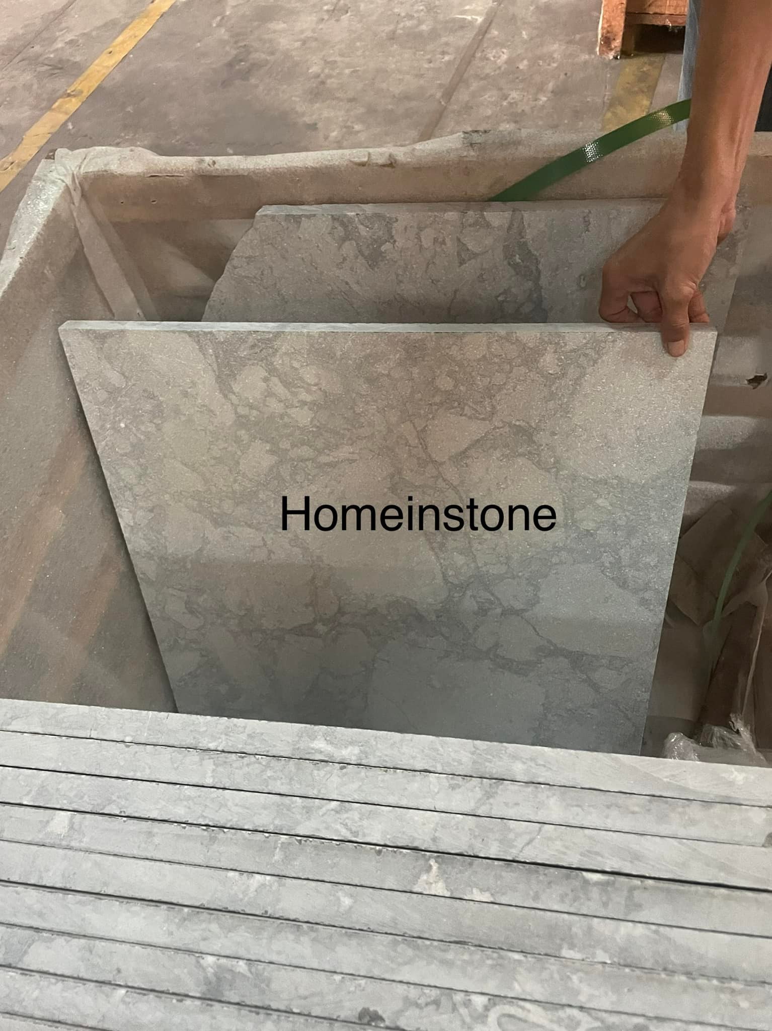 หินธรรมชาติ ลายสวย white cloudy ขนาด 60x60x2 cm + White Cloudy 10x10