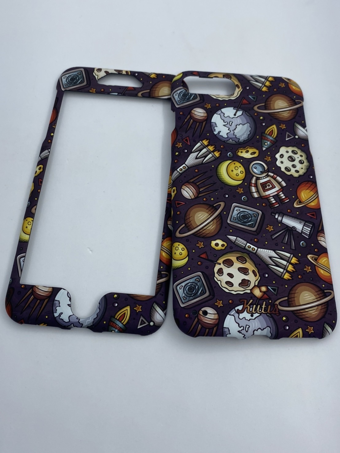 เคสคูทิส(Kutis)เคสไอโฟน7พลัส,8พลัส(ลายรวมดาวอวกาศ)มาใหม่ เคสประกบหน้า-หลัง เคสเรืองแสง เคสลายวินเทจ ร้านSuperhero Klongthom