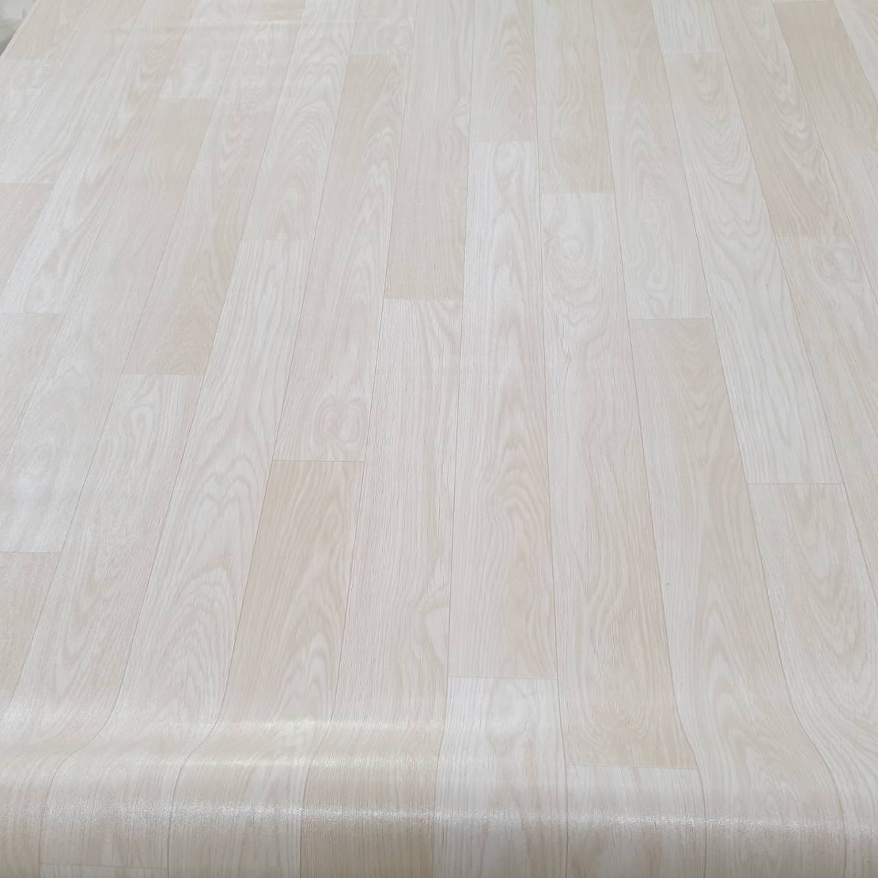 LALAHOME เสื่อน้ำมันผิวทรายลายไม้ รหัส Y7024 ,ราคาต่อ เมตร, หน้ากว้าง 2 เมตร ,หนา 1 มิล ขาว 1 เมตร