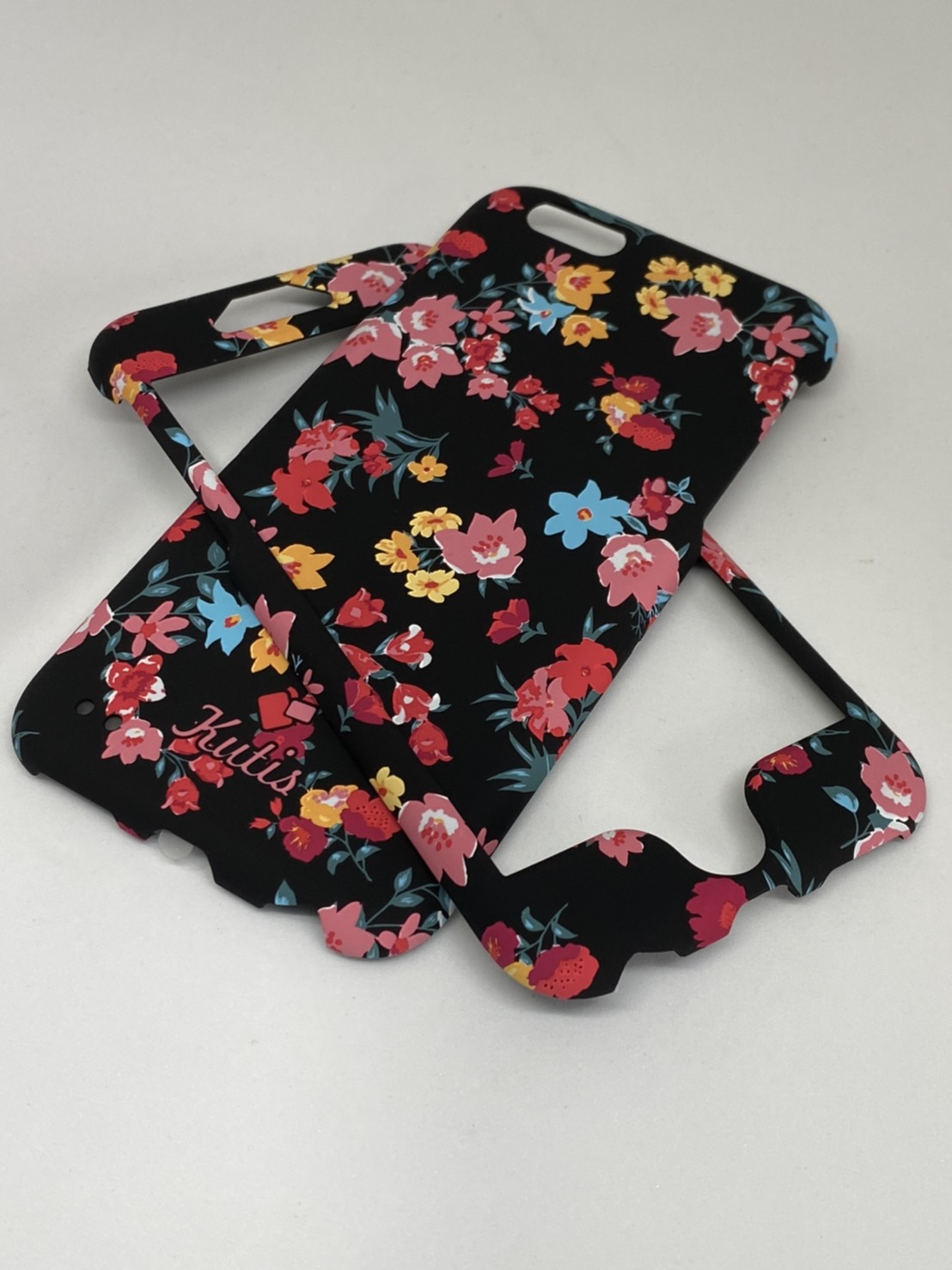 เคสคูทิส(Kutis)เคสไอโฟน6,6S(ลายดอกไม้หลากสี)มาใหม่ เคสประกบหน้า-หลัง เคสเรืองแสง เคสลายวินเทจ ร้านSuperhero Klongthom