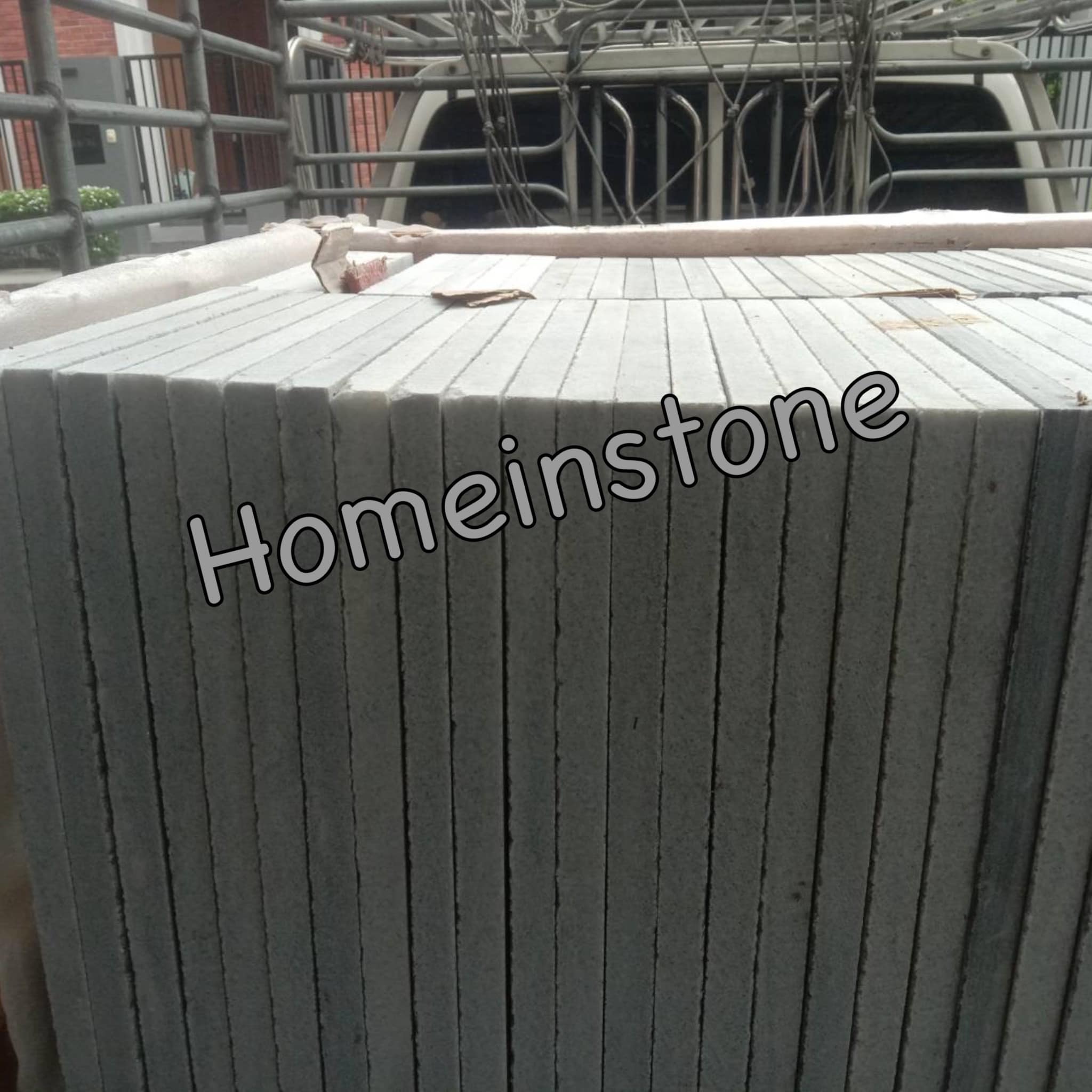 หินตกแต่งธรรมชาติ Crystal Black 30x60