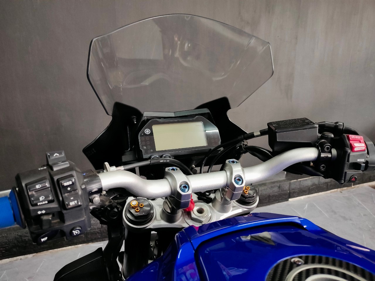 ถูกสุดในประเทศไทย‼️ กับพี่ใหญ่สายToque . . .YAMAHA MT-10 จดปี17 รถเกรดดี_มีดีที่ราคา พร้อมโปร (ดาวน์30%) ออกรถ 900 ไม่ค้ำ ⁉️