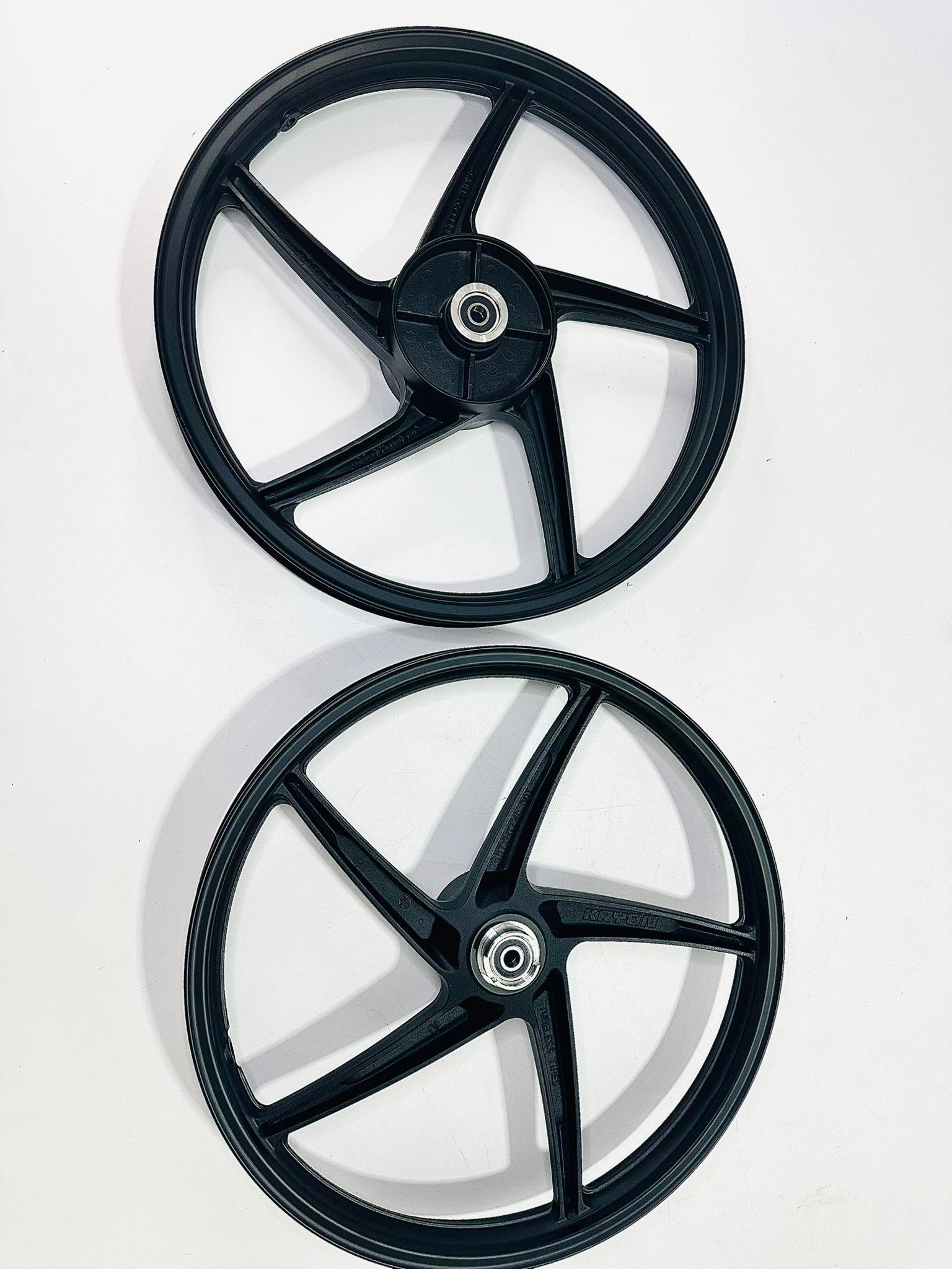 ล้อแม๊กแต่งเวฟ110 i new wave110i new 5-6 ก้าน หน้า+หลัง สีดำ Kyron รอ