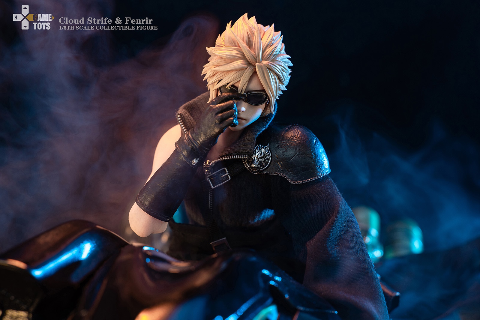 GAME TOYS GT-006C 1/6 Cloud Strife & Fenrir