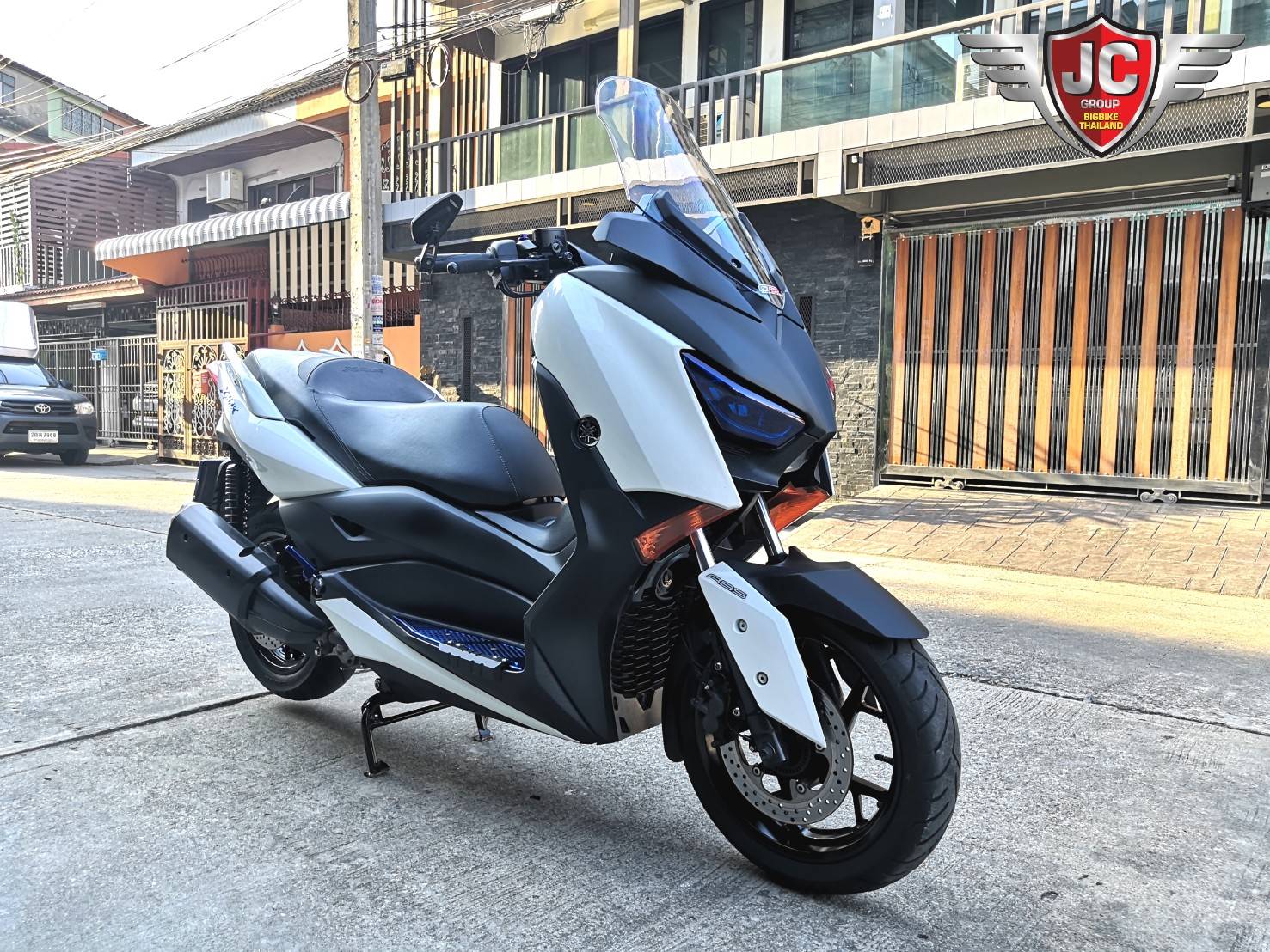 🧚นางฟ้าขาวๆอวบๆ✨Xmax300 (abs) ไมล์แท้ 13,xxx โล