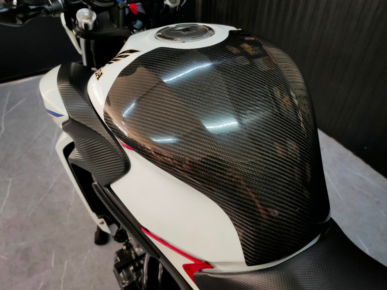 เดือนละ 3พัน...ได้ขี่สูบเรียงเสียงหวาน⁉️ เข้าใหม่อีกลำ HONDA CB650F ปี 2016 Tri-Colour ยอดนิยม 😘