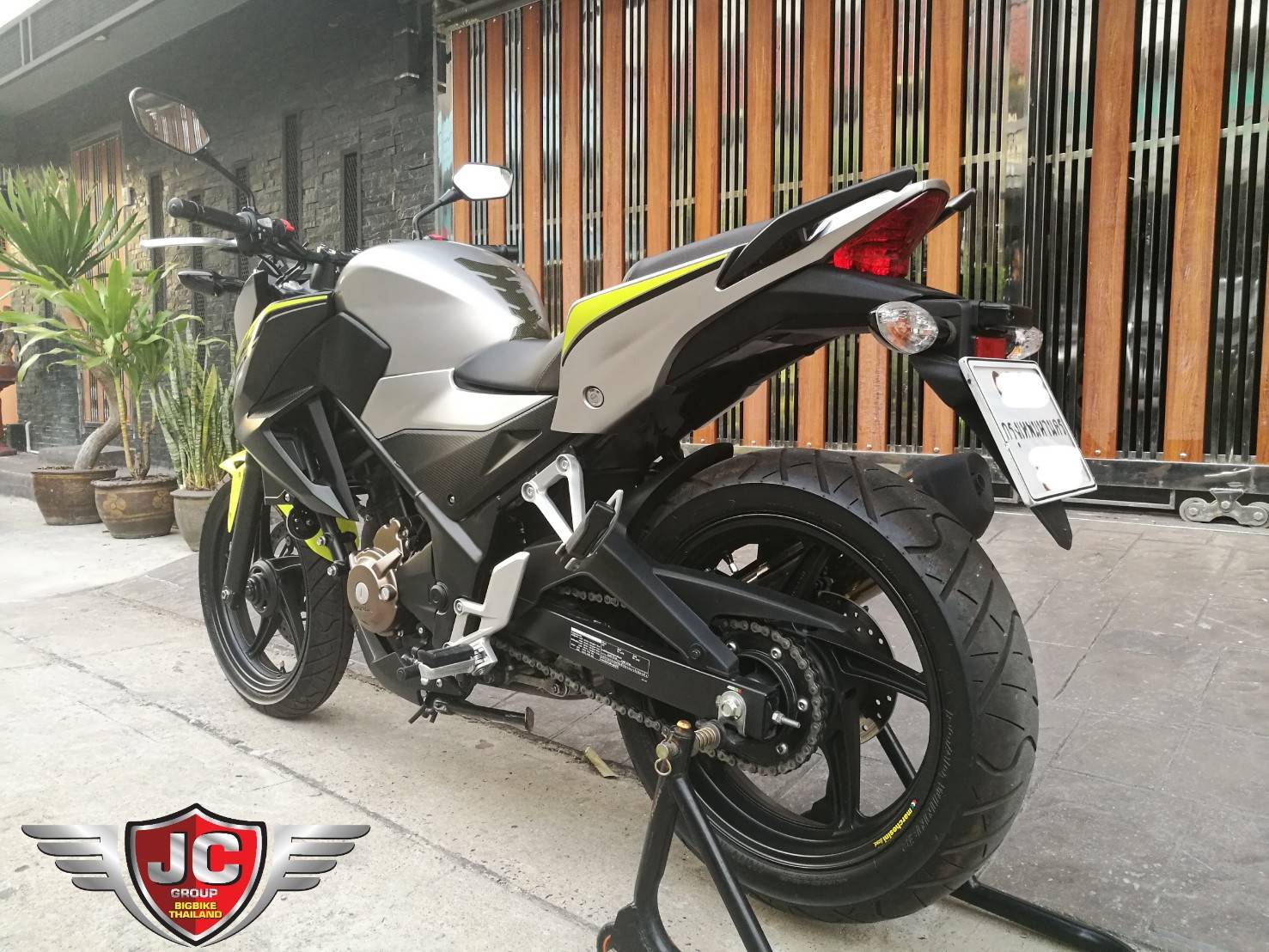 CB300(abs)รถบ้านมือเดียว สภาพ95% ไมล์แท้ หกพันโล