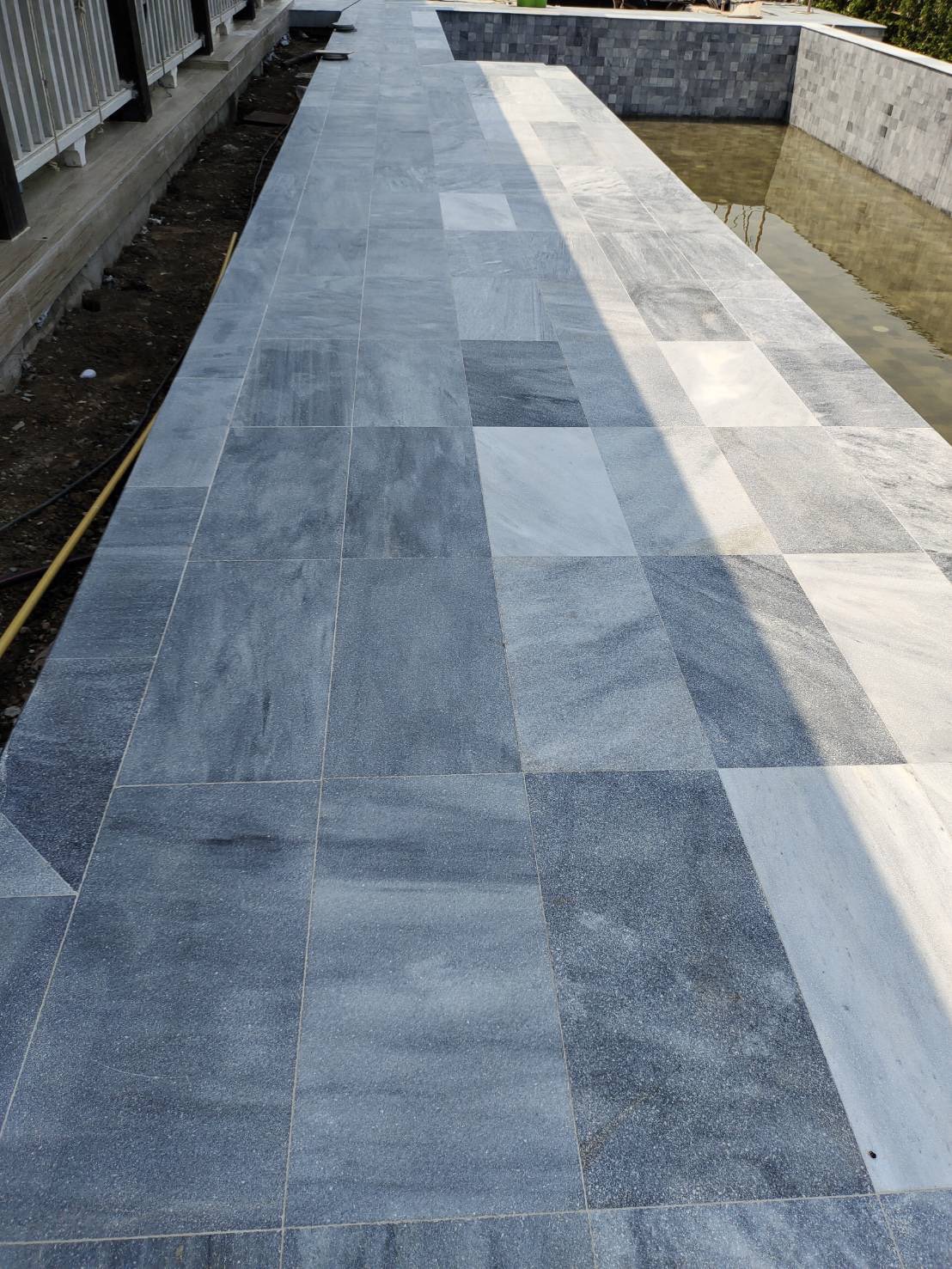 หินธรรมชาติ ปูพื้น คริสตัลแบล็ค