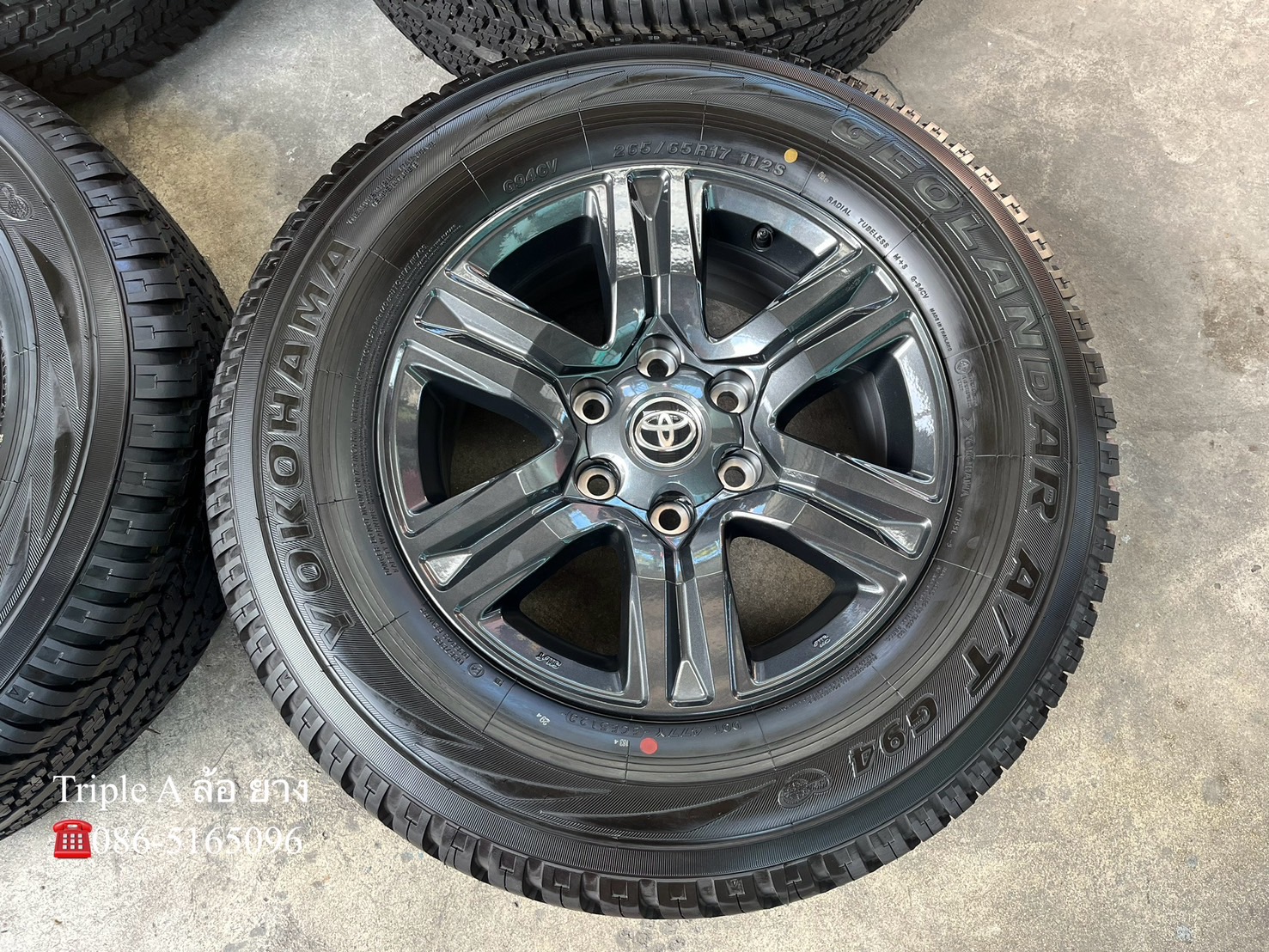 ✨ล้อแม็กป้ายแดง✨Toyota Revo รุ่นใหม่ล่าสุด ขอบ 17 พร้อมยางใหม่💯265-65-17 Yokohama♨ปี24♨