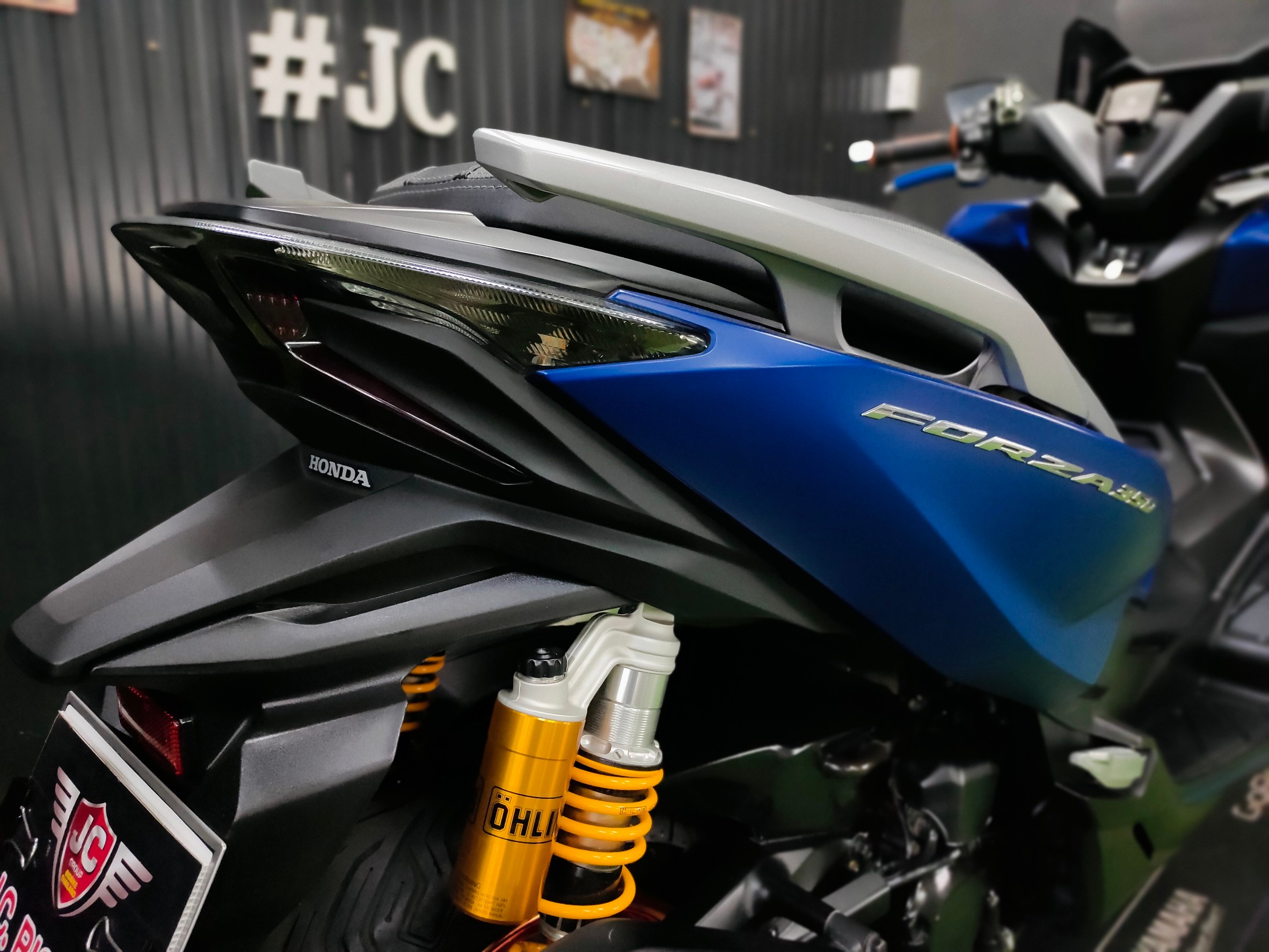 โย่วๆ 😎 มาแล้วรถกระแส Honda Forza350 ปลายปี 2020 มือเดียวสวยเด็ด 🤟 พร้อมโช็ค Ohlins + อื่นๆ