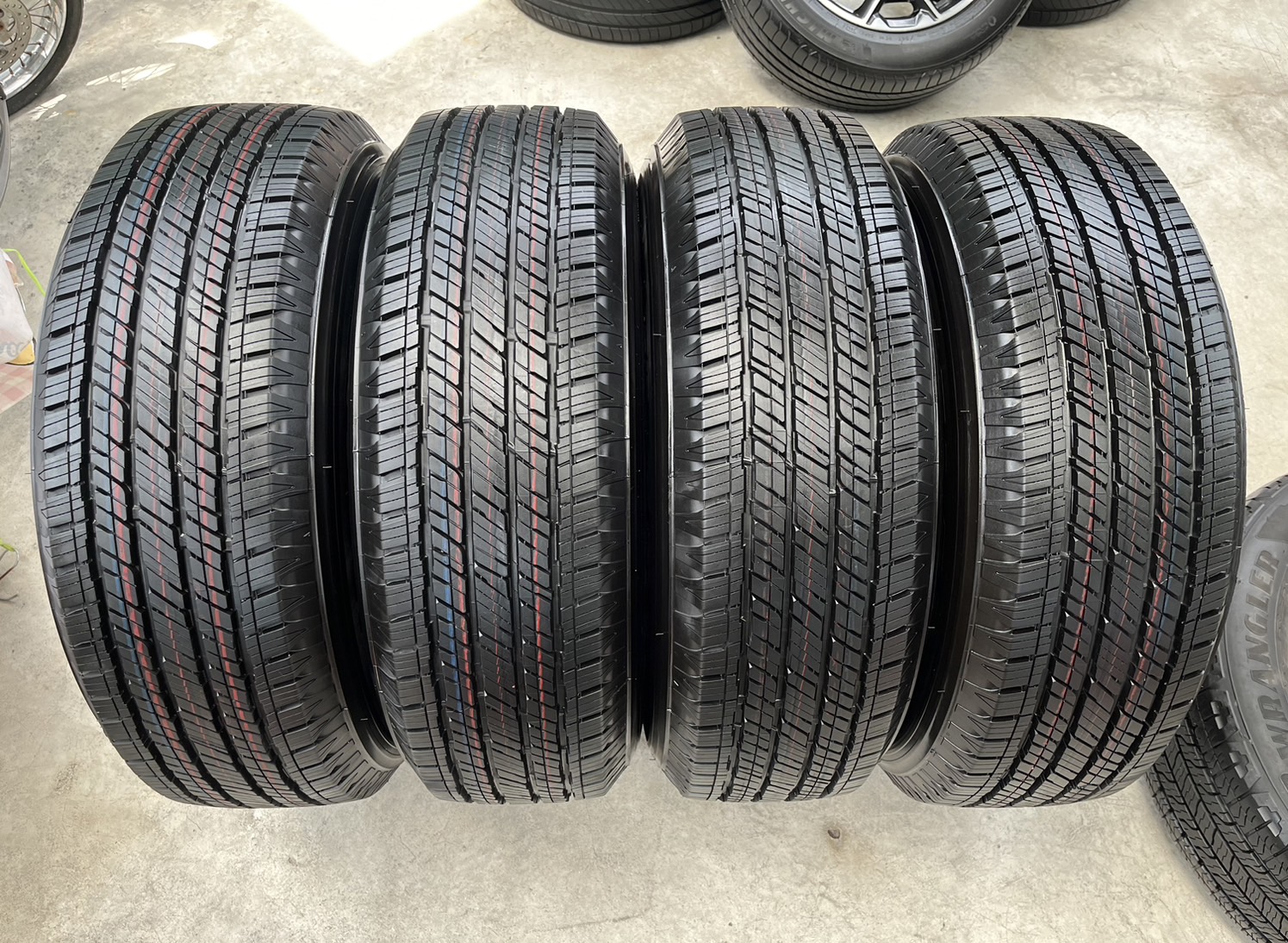 ♨️ปี24♨️✨ล้อแม็กพร้อมยางใหม่ป้ายแดง✨Ford Ranger รุ่นใหม่ล่าสุด ขอบ 17💖ใหม่กริ๊บ💖