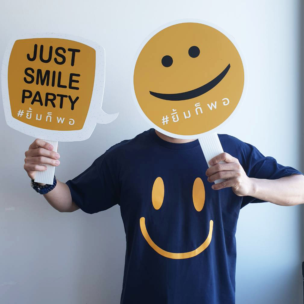 TOR SAKSIT : T-SHIRT TOR SAKSIT #ยิ้มก็พอ