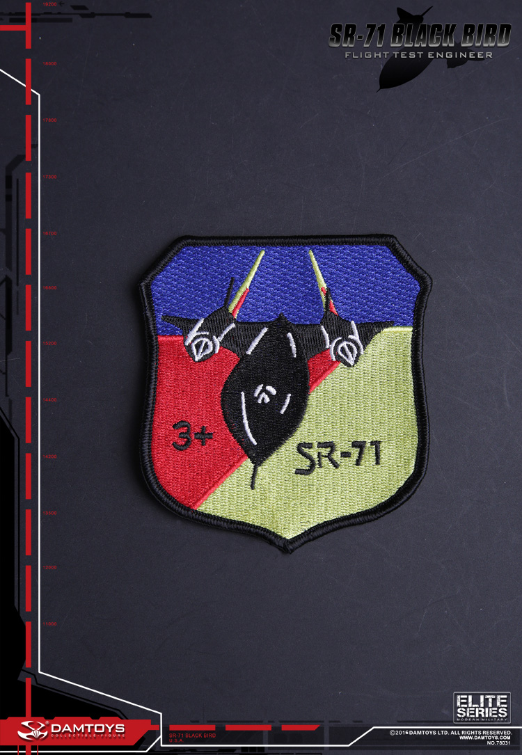 DAMTOYS No.78031 SR-71 ”BLACK BIRD” FLIGHT TEST ENGINEER