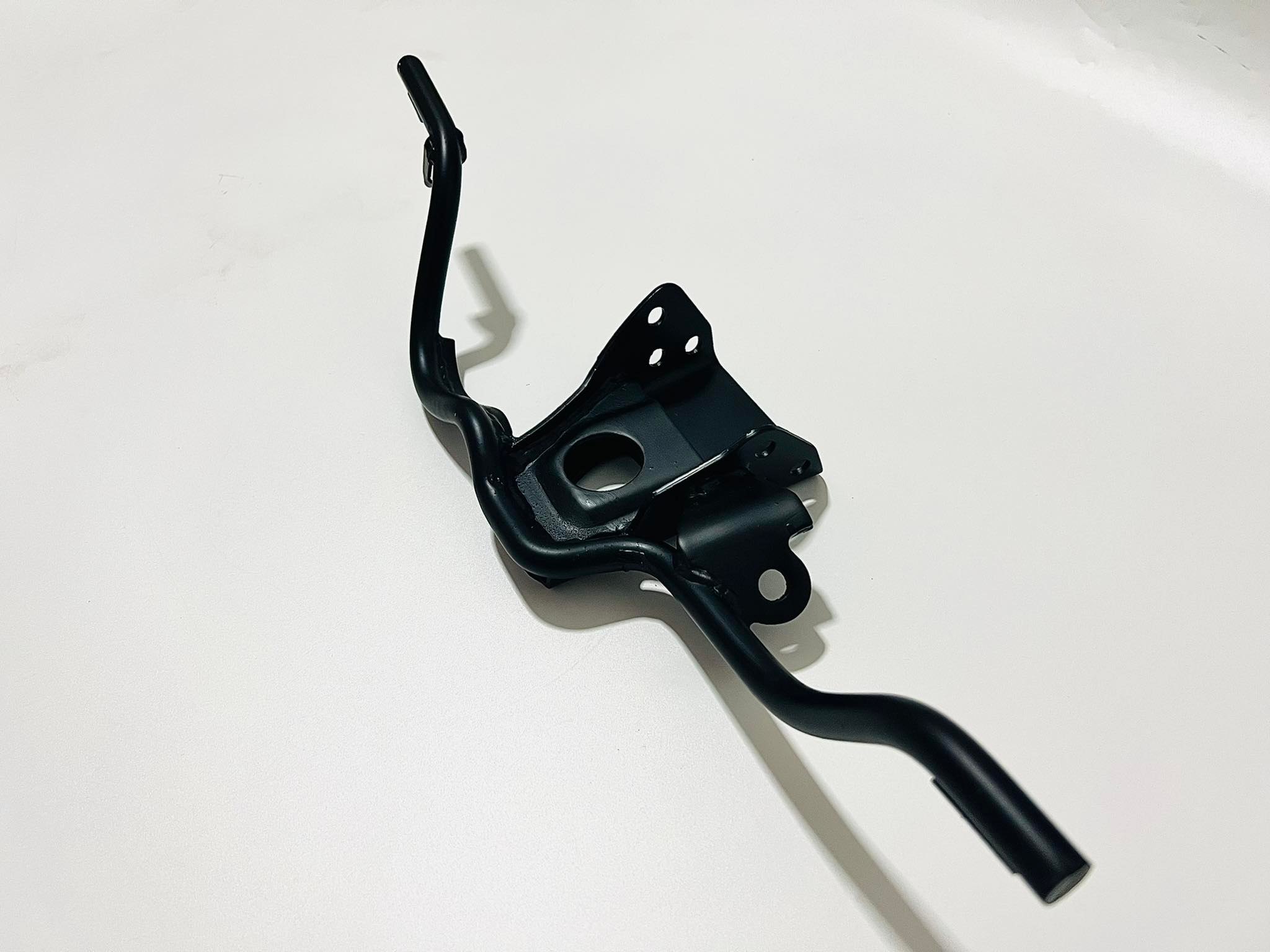 เหล็กพักเท้าหน้าrc110 คริสตัล new L30-31