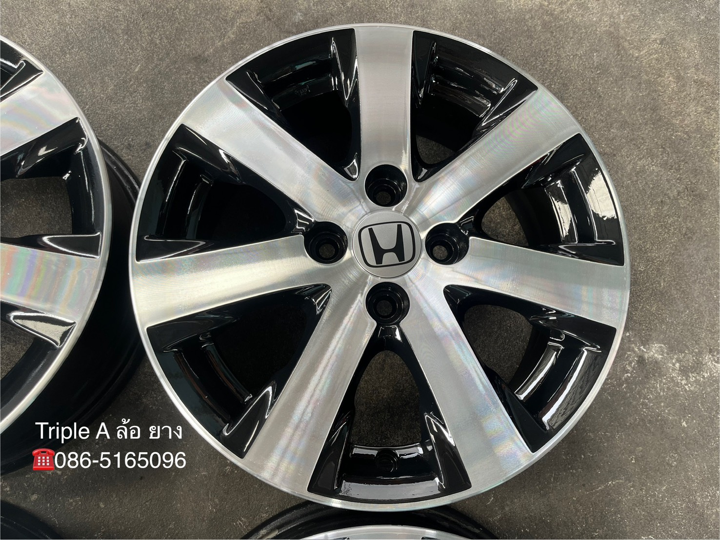 ✨ล้อแม็ก✨Honda Feed ขอบ 15 ดำหน้าเงา💖สวยกริ๊บ💖