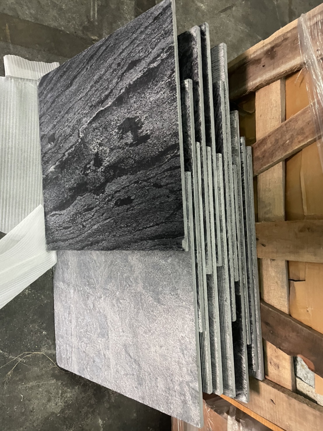 หินธรรมชาติ Silver grey polish 60x60