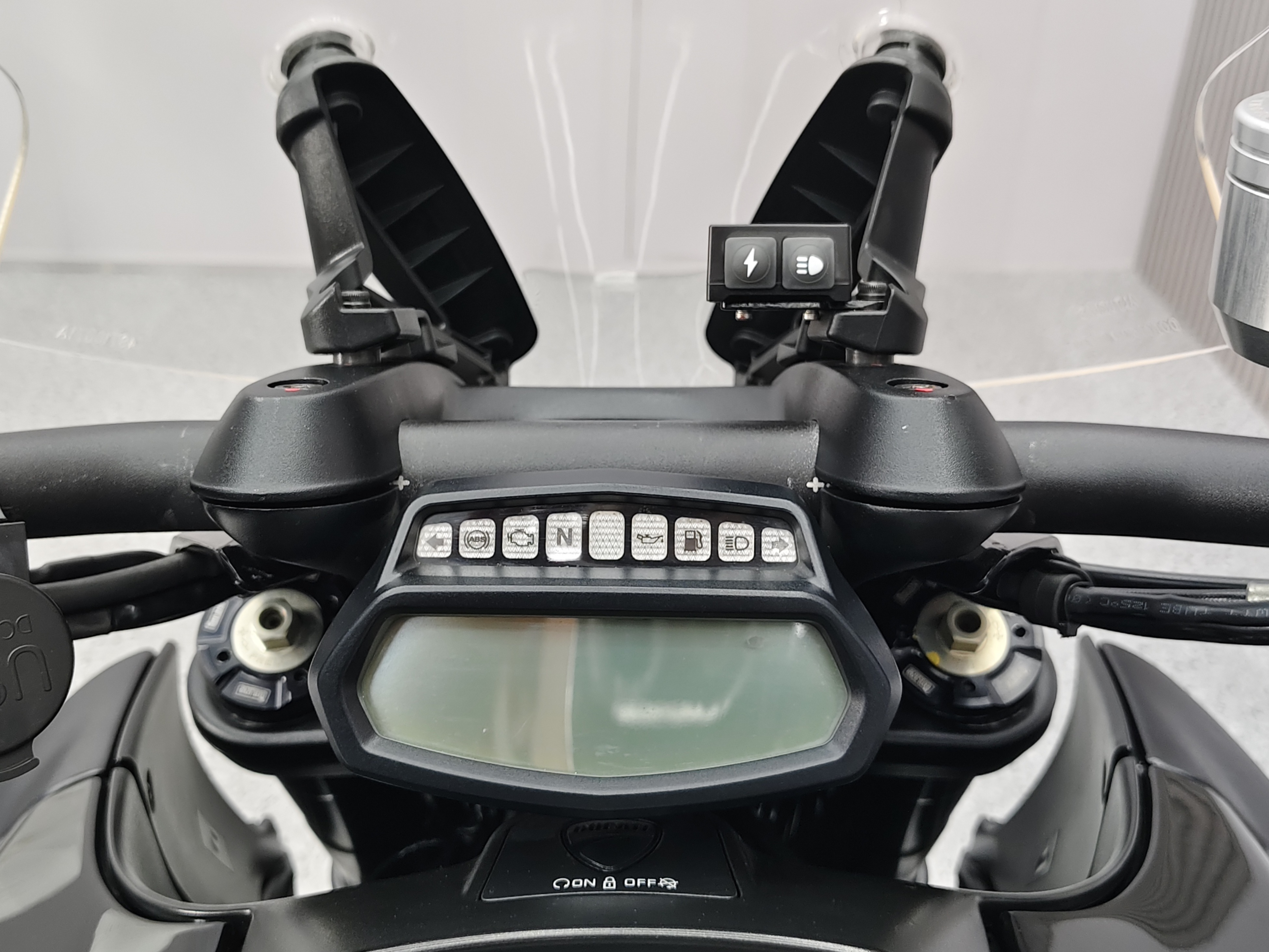 พลาดไป...ไม่มีโอกาสที่2แน่นอน ⁉️ 👉 DUCATI DIAVEL "Cromo" ปี14 โมเดล13 ตัวแรร์มีไม่กี่คันในไทย เฉพาะของแต่งเกินค่าตัวไปเป็นแสนๆ 💥