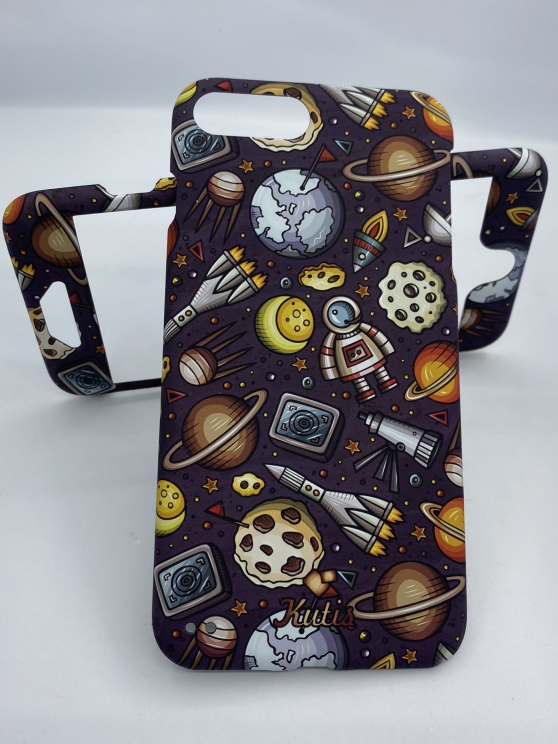 เคสคูทิส(Kutis)เคสไอโฟน7พลัส,8พลัส(ลายรวมดาวอวกาศ)มาใหม่ เคสประกบหน้า-หลัง เคสเรืองแสง เคสลายวินเทจ ร้านSuperhero Klongthom