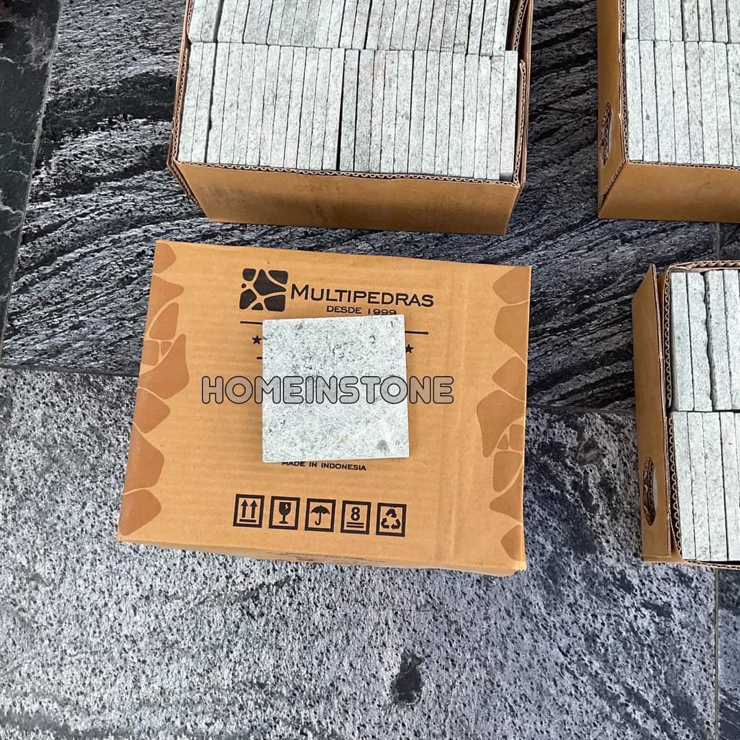 หินธรรมชาติ ปูสระว่ายน้ำ Green Sukabumi