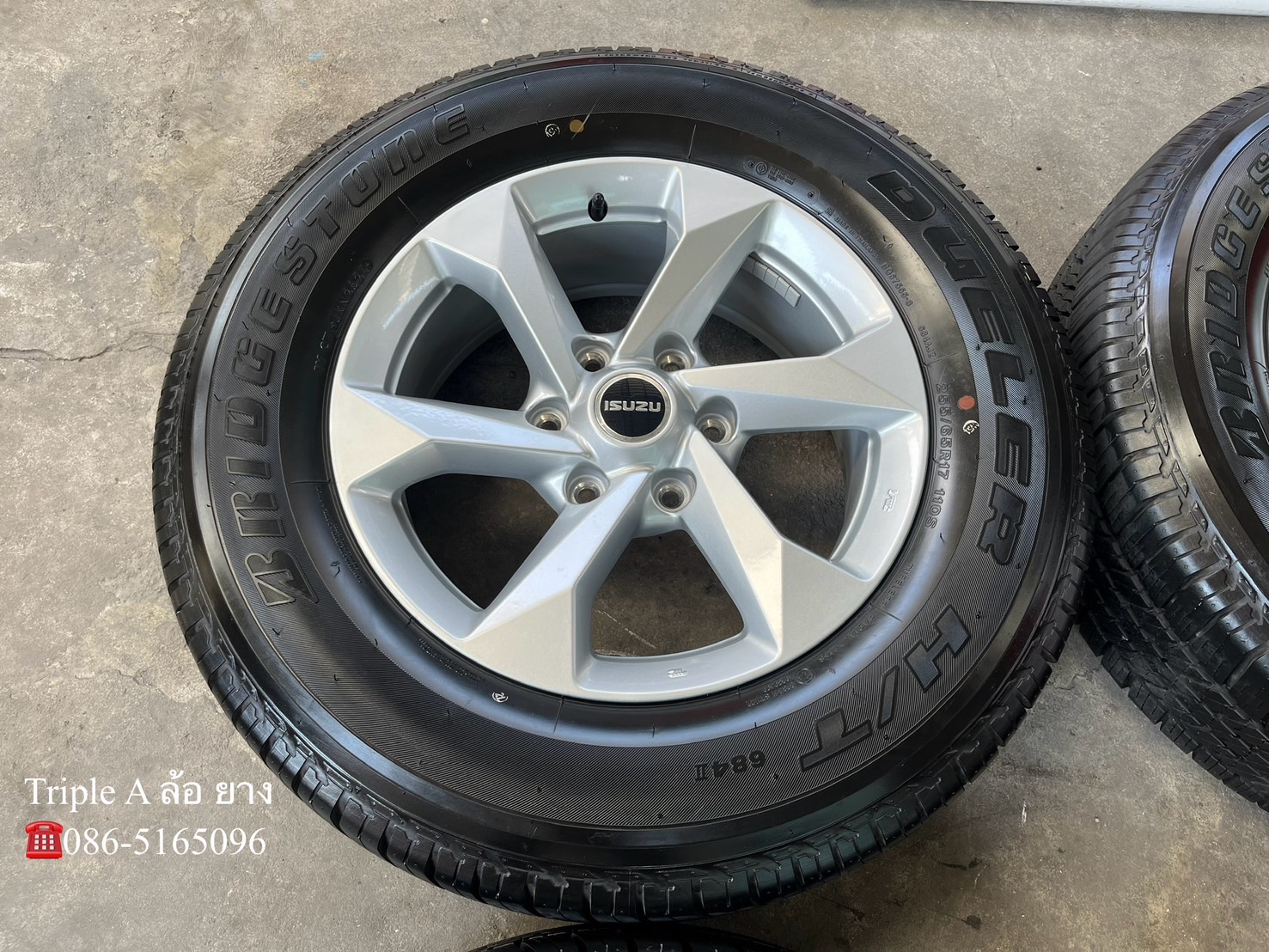✨ล้อแม็กป้ายแดง✨ISUZU D-Max รุ่นใหม่ล่าสุด ขอบ 17 พร้อมยางป้ายแดง 255-65-17 Bridgestone♨️ปี 24♨️