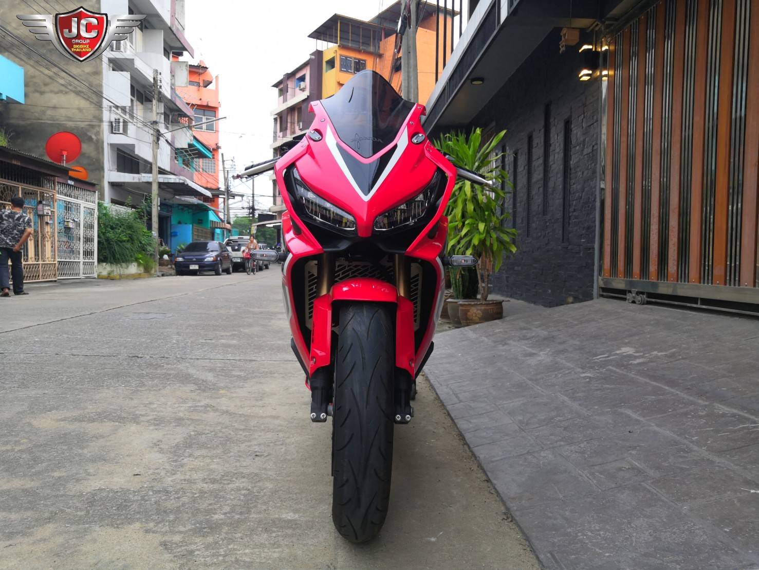 >>>𝐂𝐁𝐑-650𝐑<<<2020 นี้เลย..."ซื้อแทนรถใหม่ได้เลย"