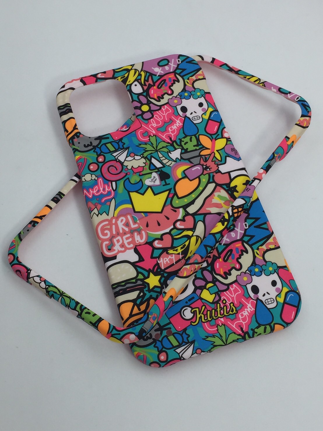 เคสคูทิส(Kutis)เคสไอโฟน12/12PRO(ลายStreet)มาใหม่ เคสประกบหน้า-หลัง เคสเรืองแสง เคสลายวินเทจ ร้านSuperhero Klongthom