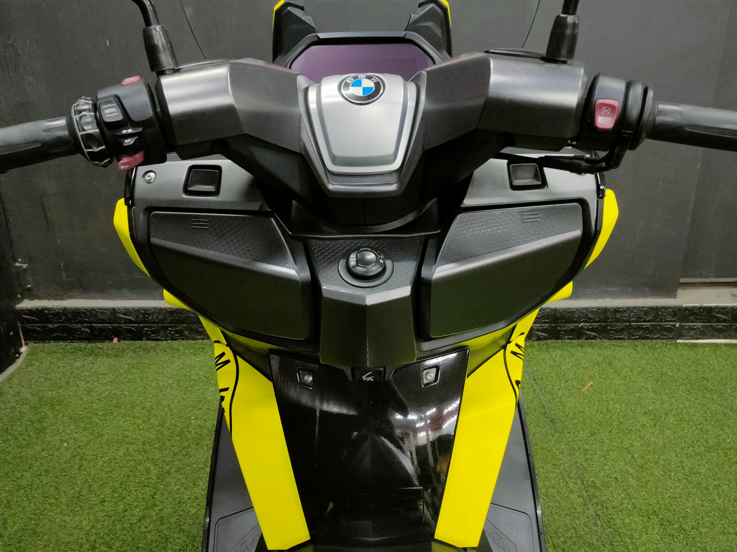 สกู๊ตเตอร์หรูเกรดพรีเมียม BMW C400GT รถปลายปี19 🤩 Warp ลาย Performance+Service เรียบร้อย 👍