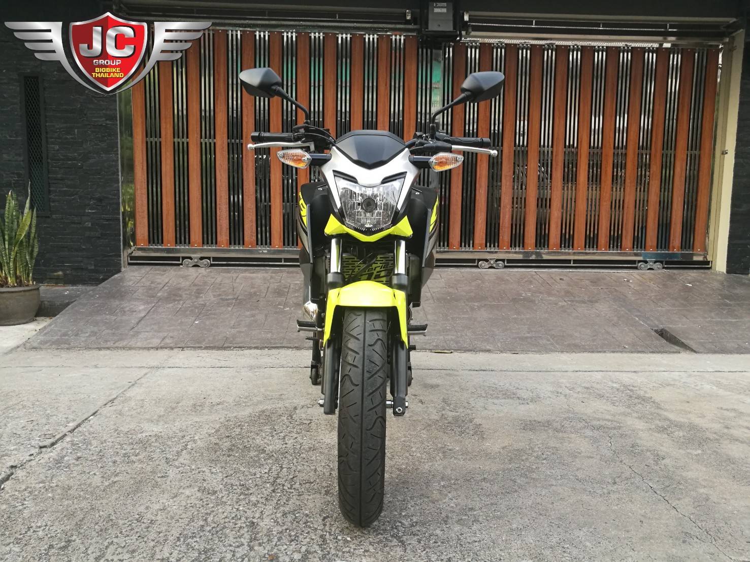 CB300(abs)รถบ้านมือเดียว สภาพ95% ไมล์แท้ หกพันโล