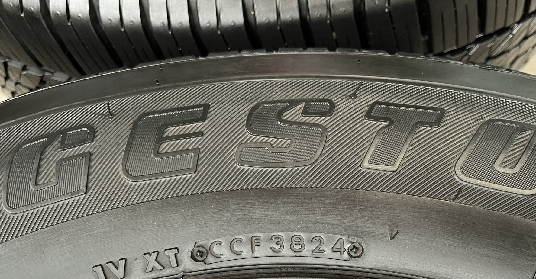 ✨ยางน้องๆป้ายแดง✨265-60-18 Bridgestone♨️ปลายปี 24♨️